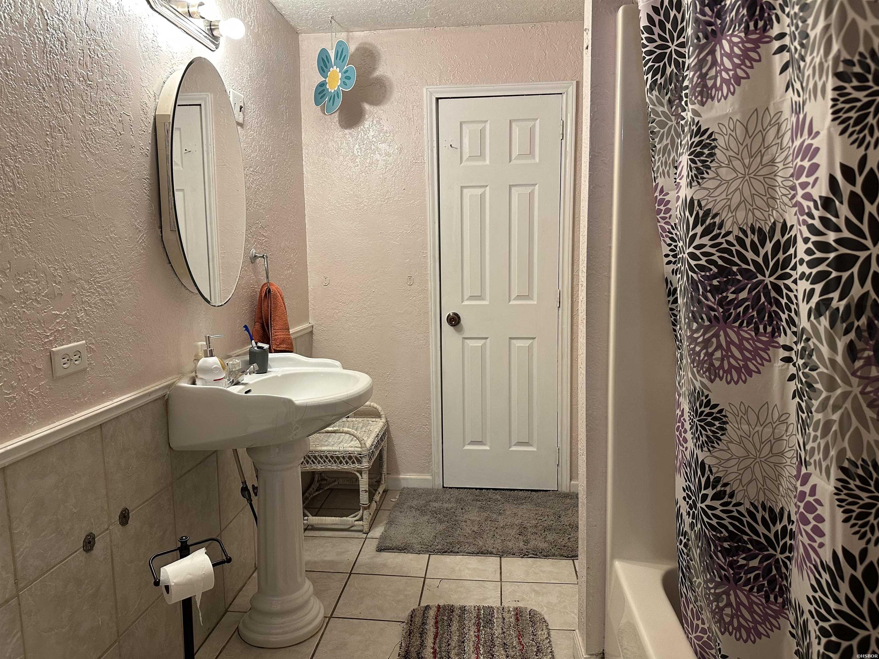 598 & 600 Timberlake Drive Property Photo 12