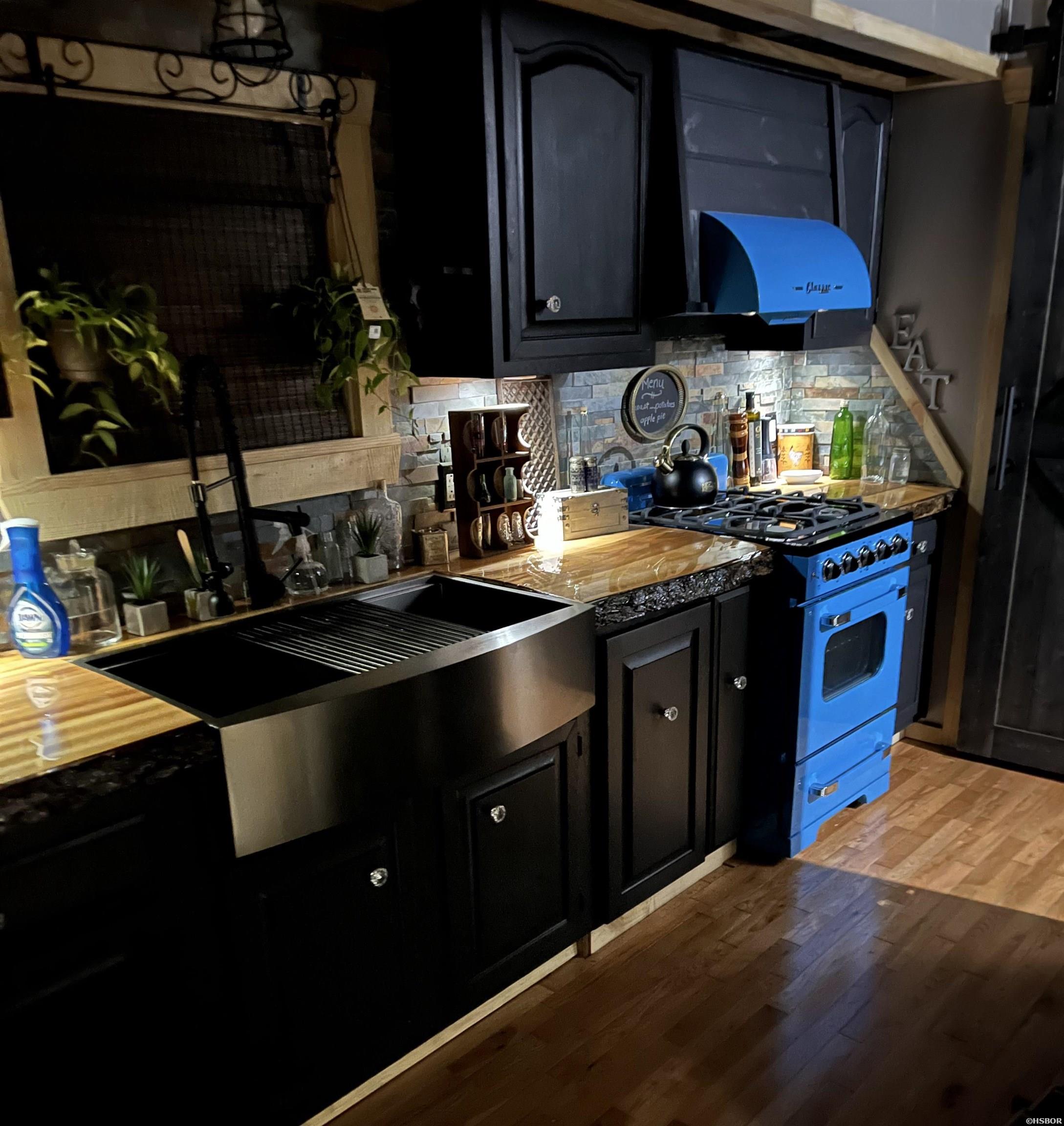 179 Timbercrest Property Photo 15