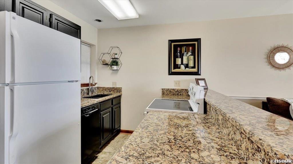 270 Lake Hamilton Drive Property Photo 7