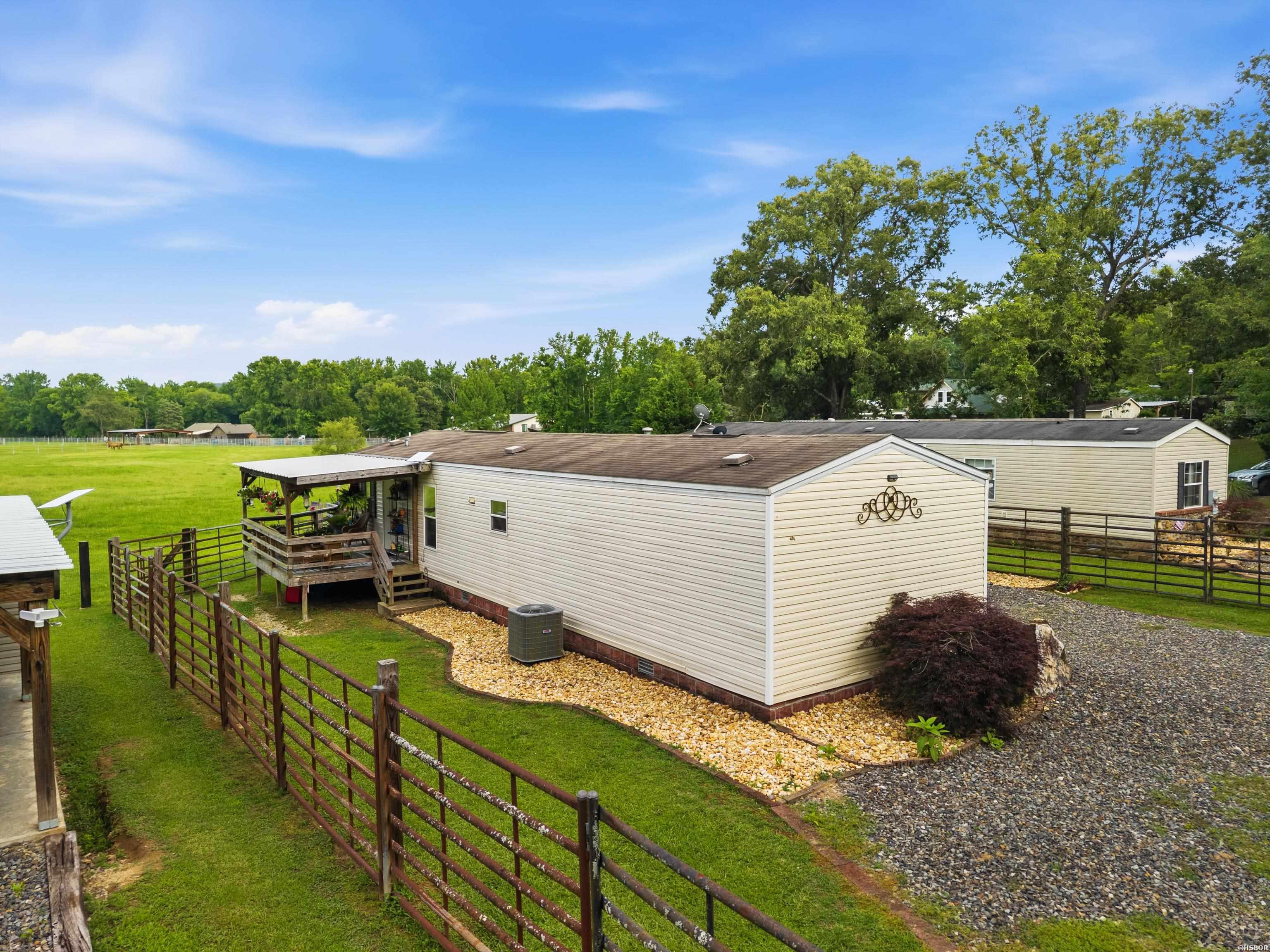 468 Rockdale Property Photo 38