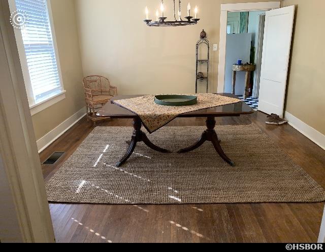 4819 Lee Avenue Property Photo 5