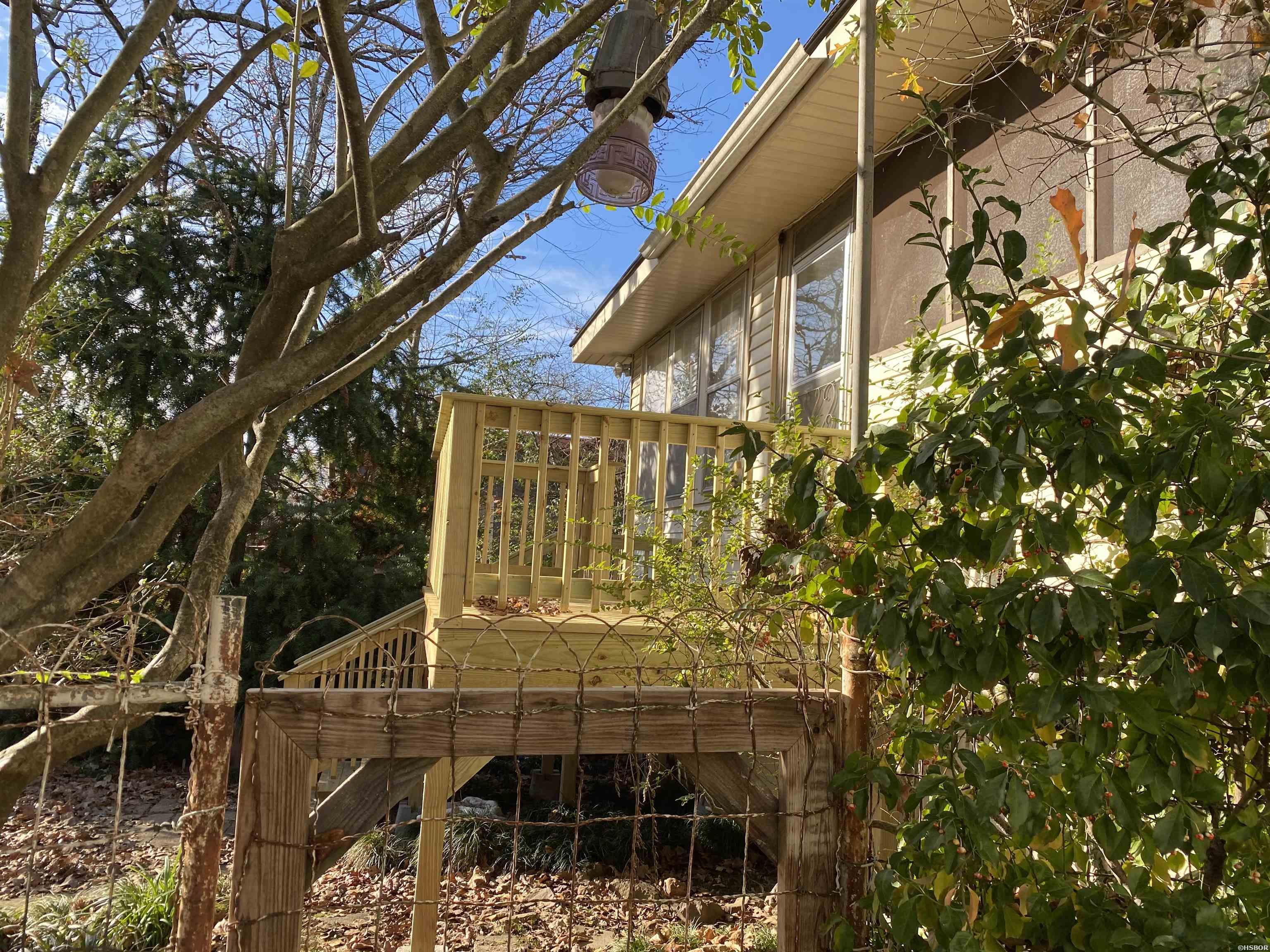 4819 Lee Avenue Property Photo 10