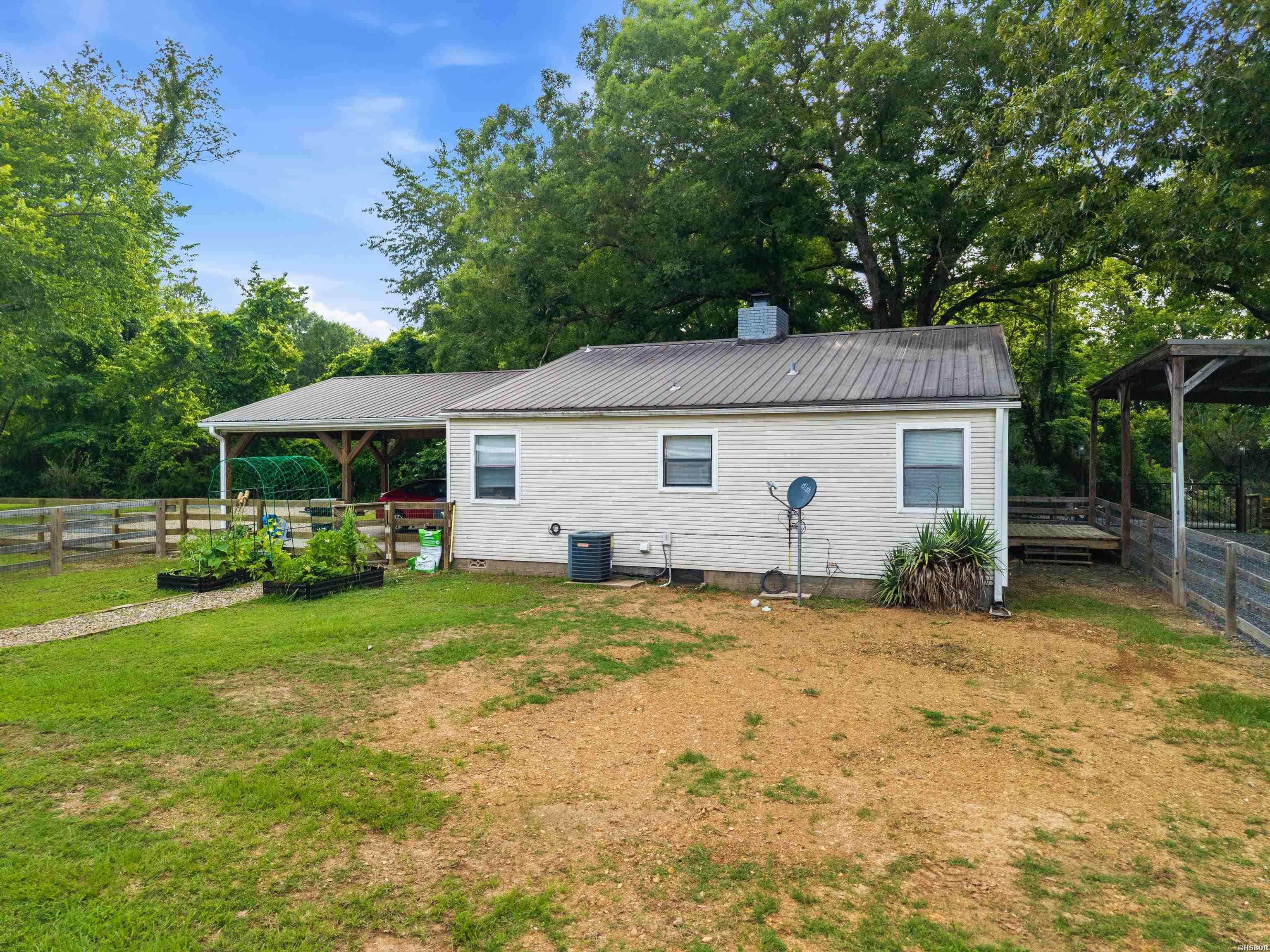 468 Rockdale Property Photo 10