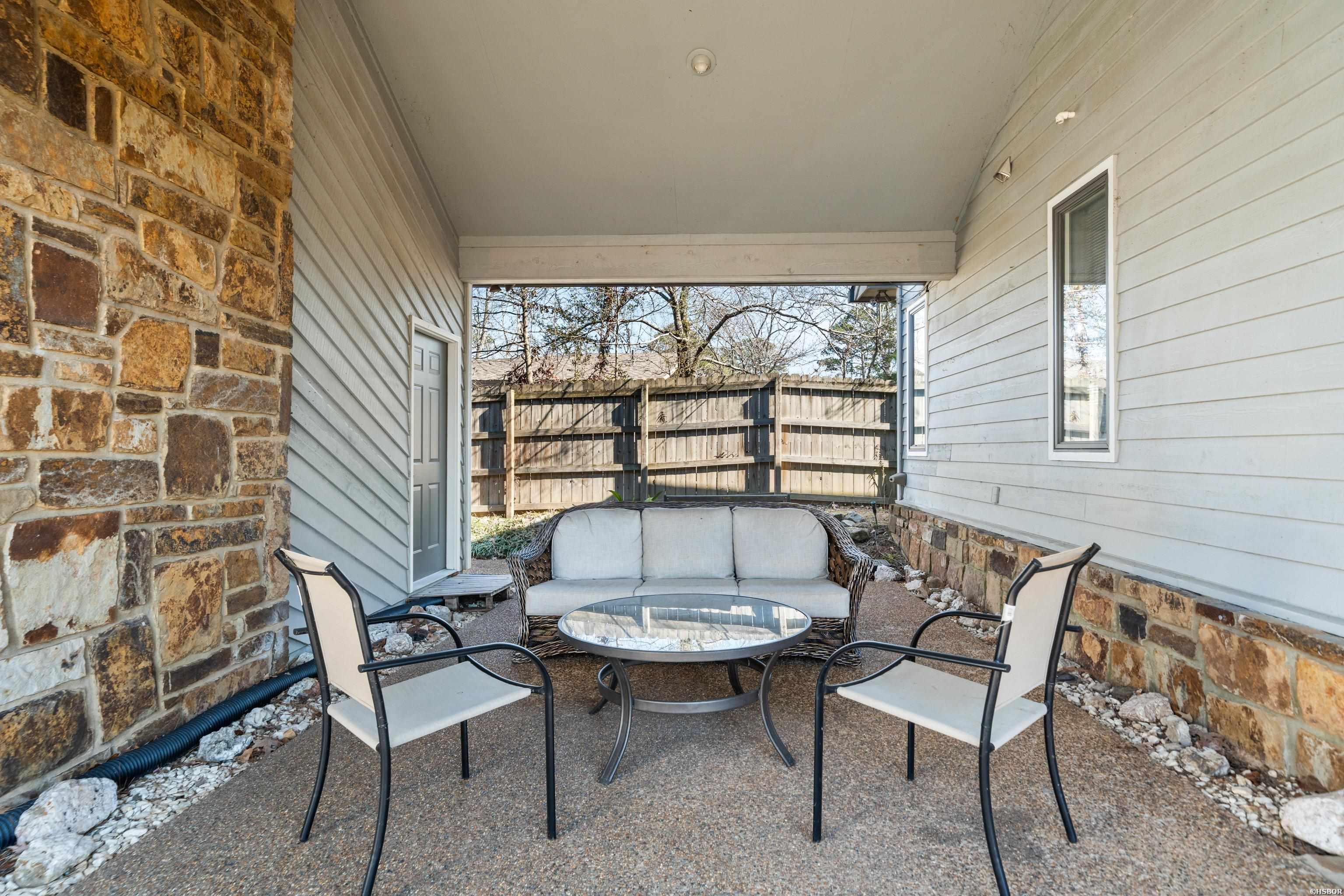 139 Sammie Cove Property Photo 43