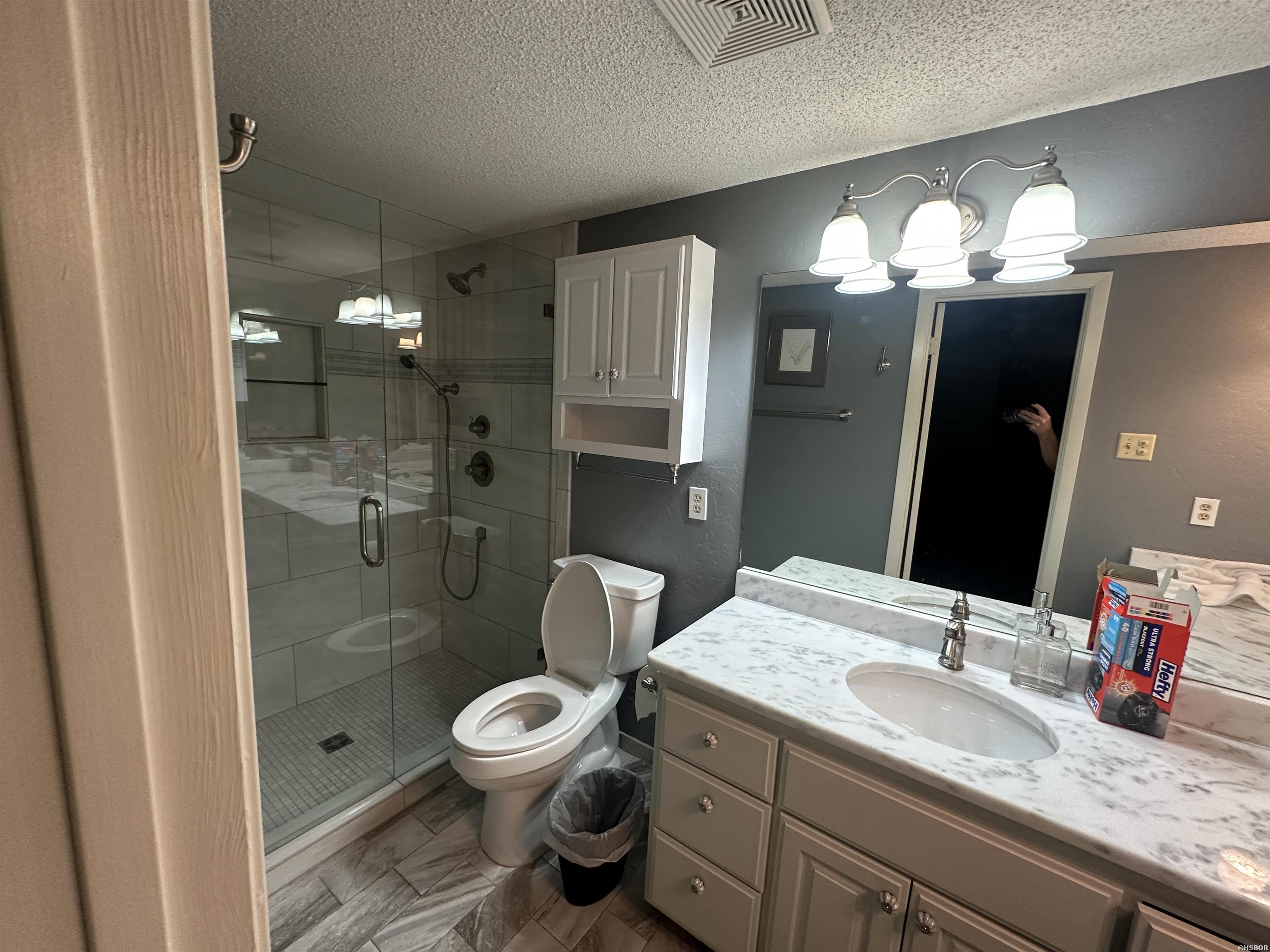 1201 Airport Property Photo 9