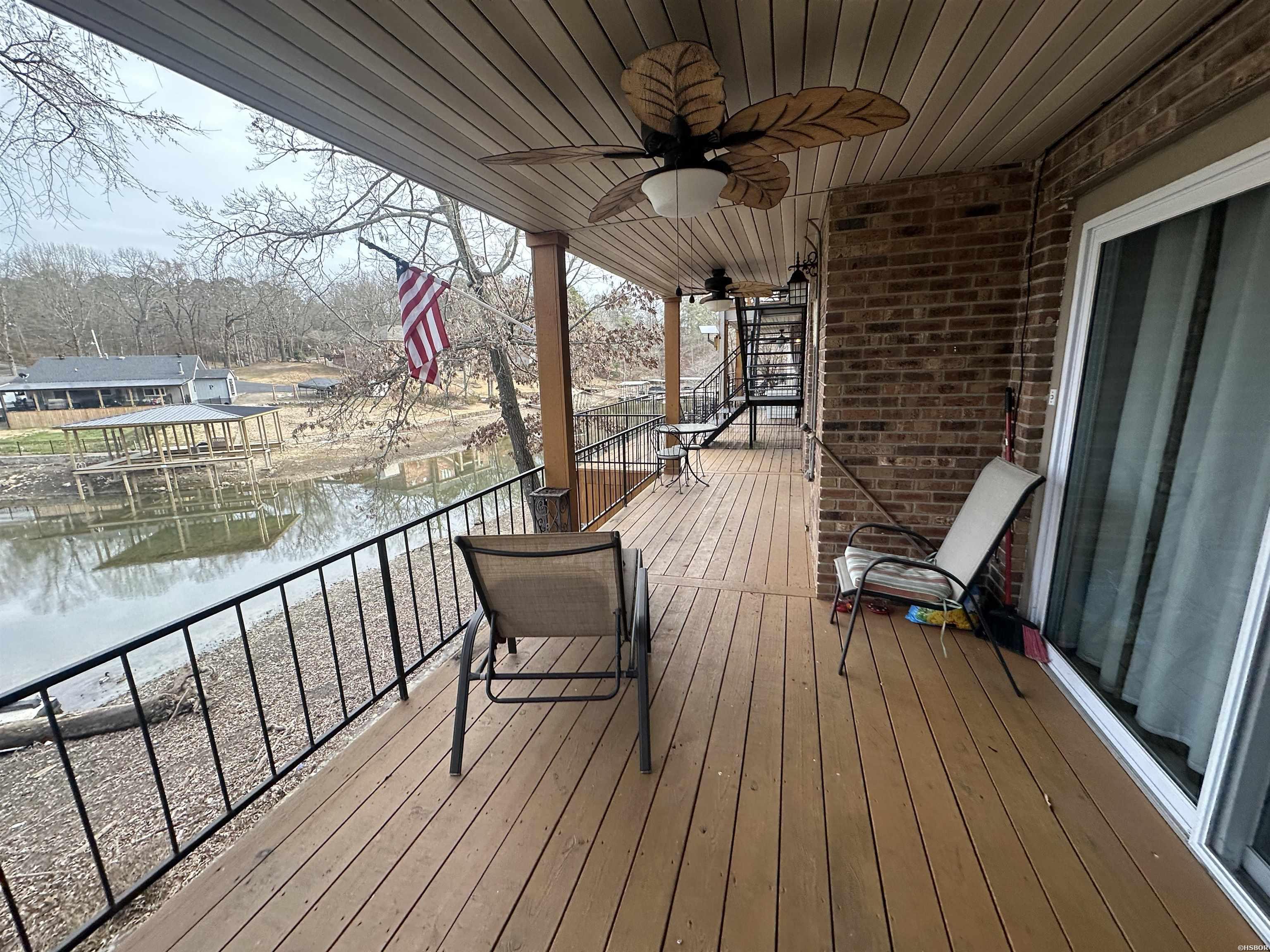 1201 Airport Property Photo 10