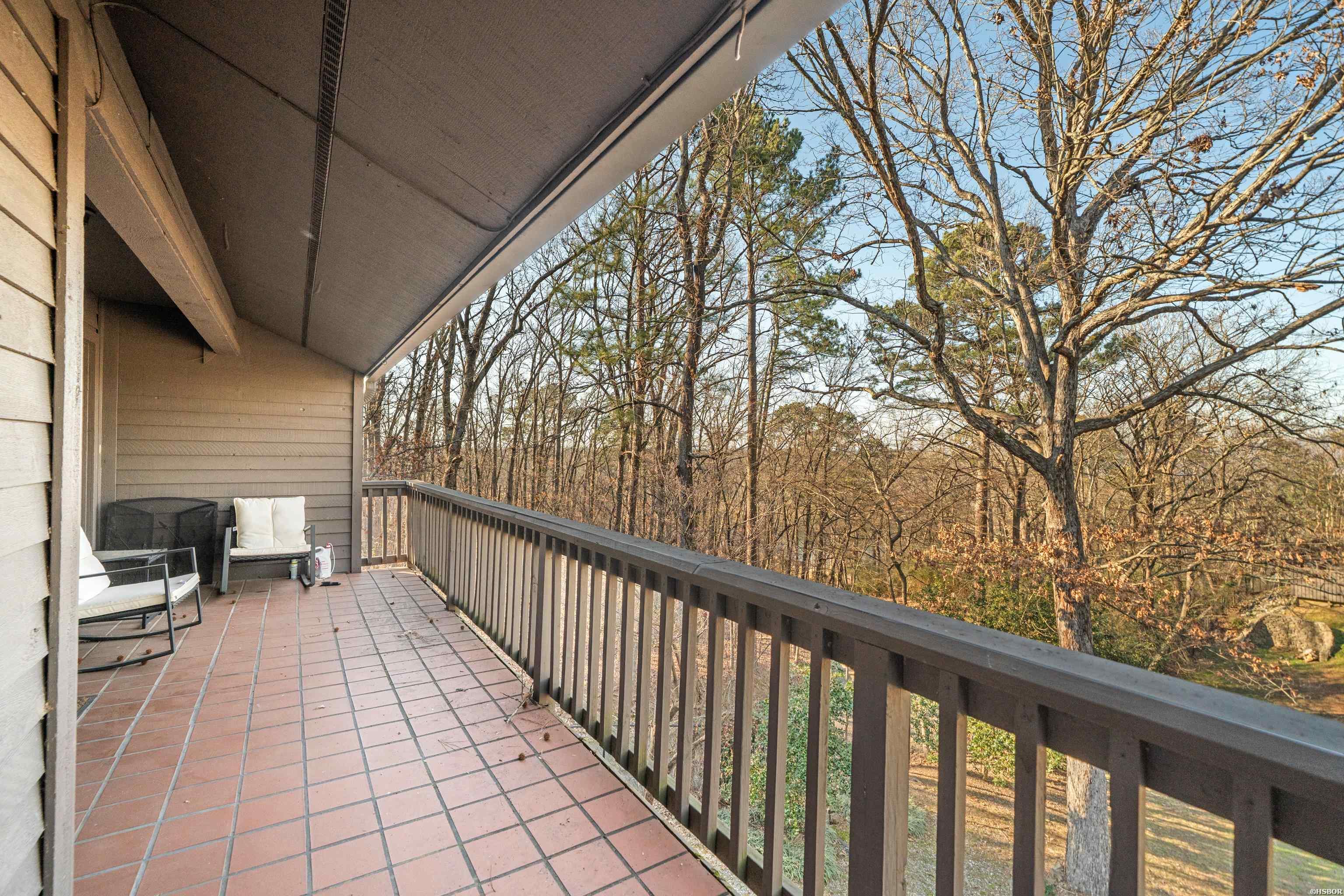 200 Hamilton Oaks Property Photo 34
