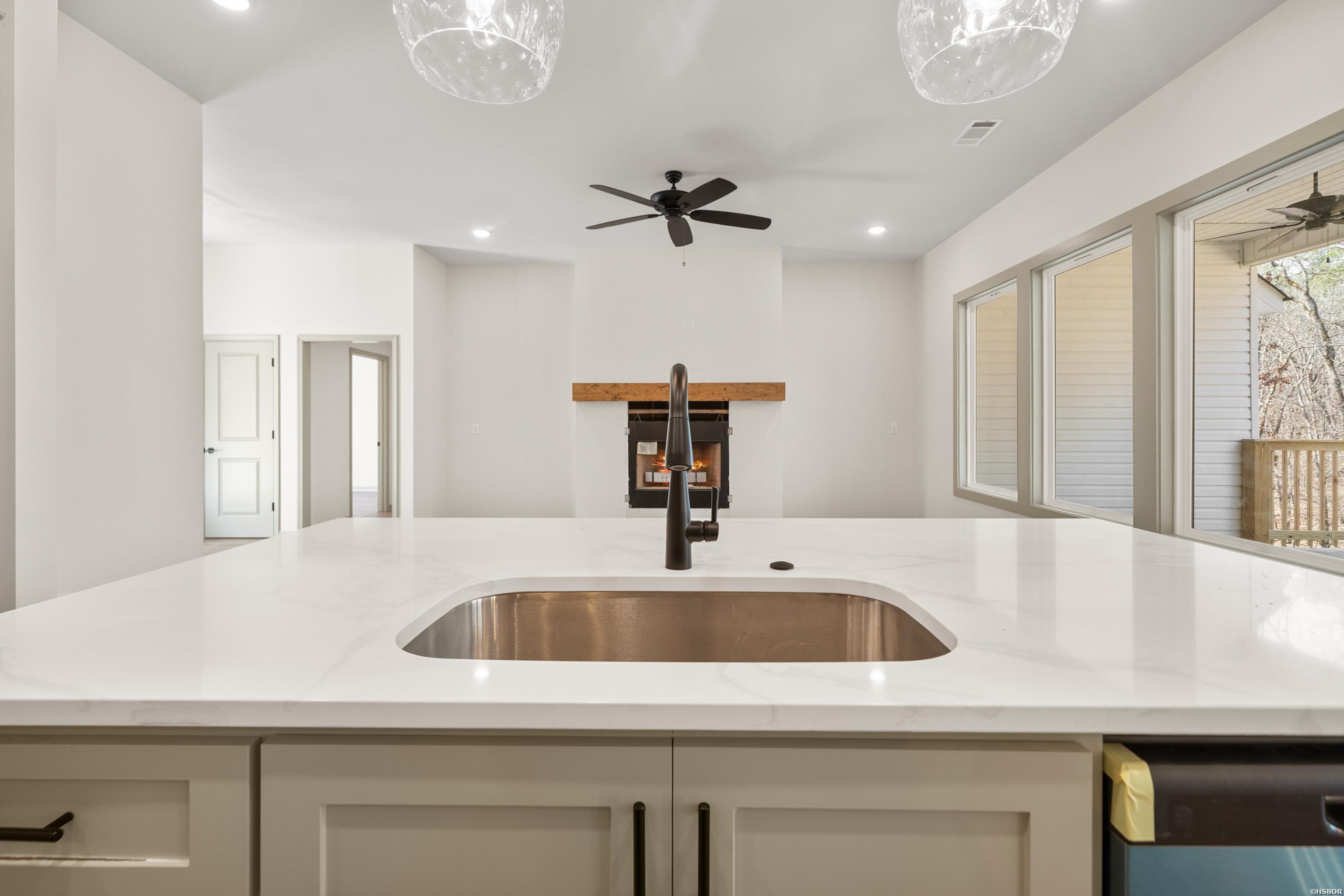 347 Diamondhead Drive Property Photo 13