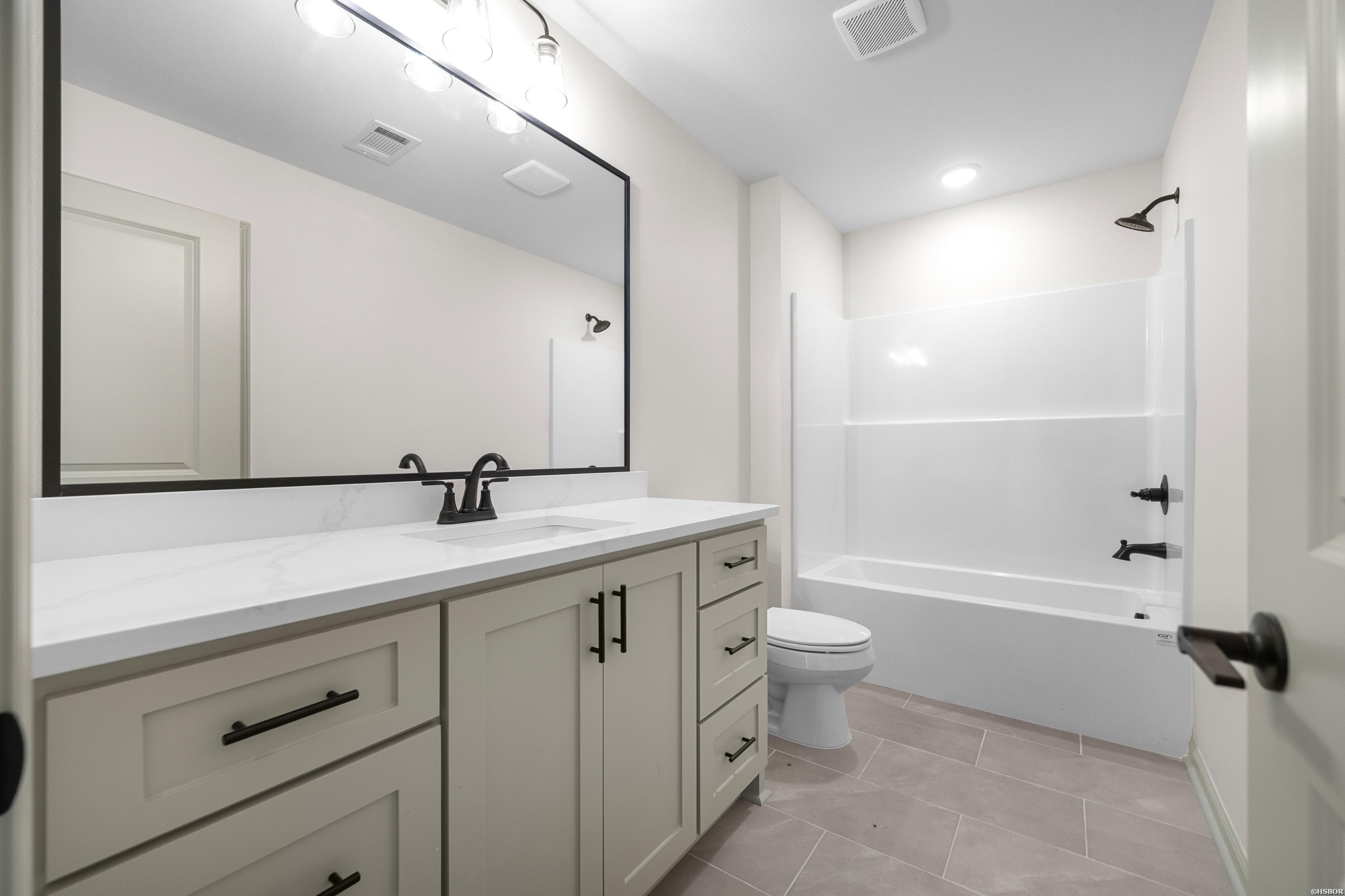 347 Diamondhead Drive Property Photo 39