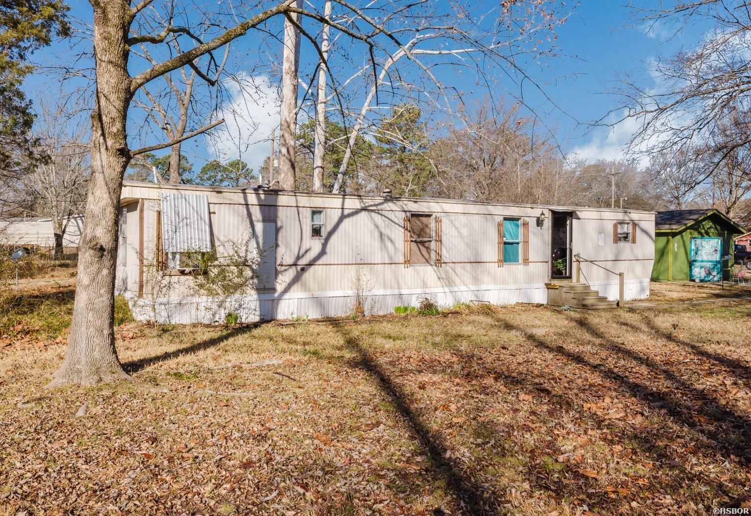2913 Glennbrook Property Photo 2