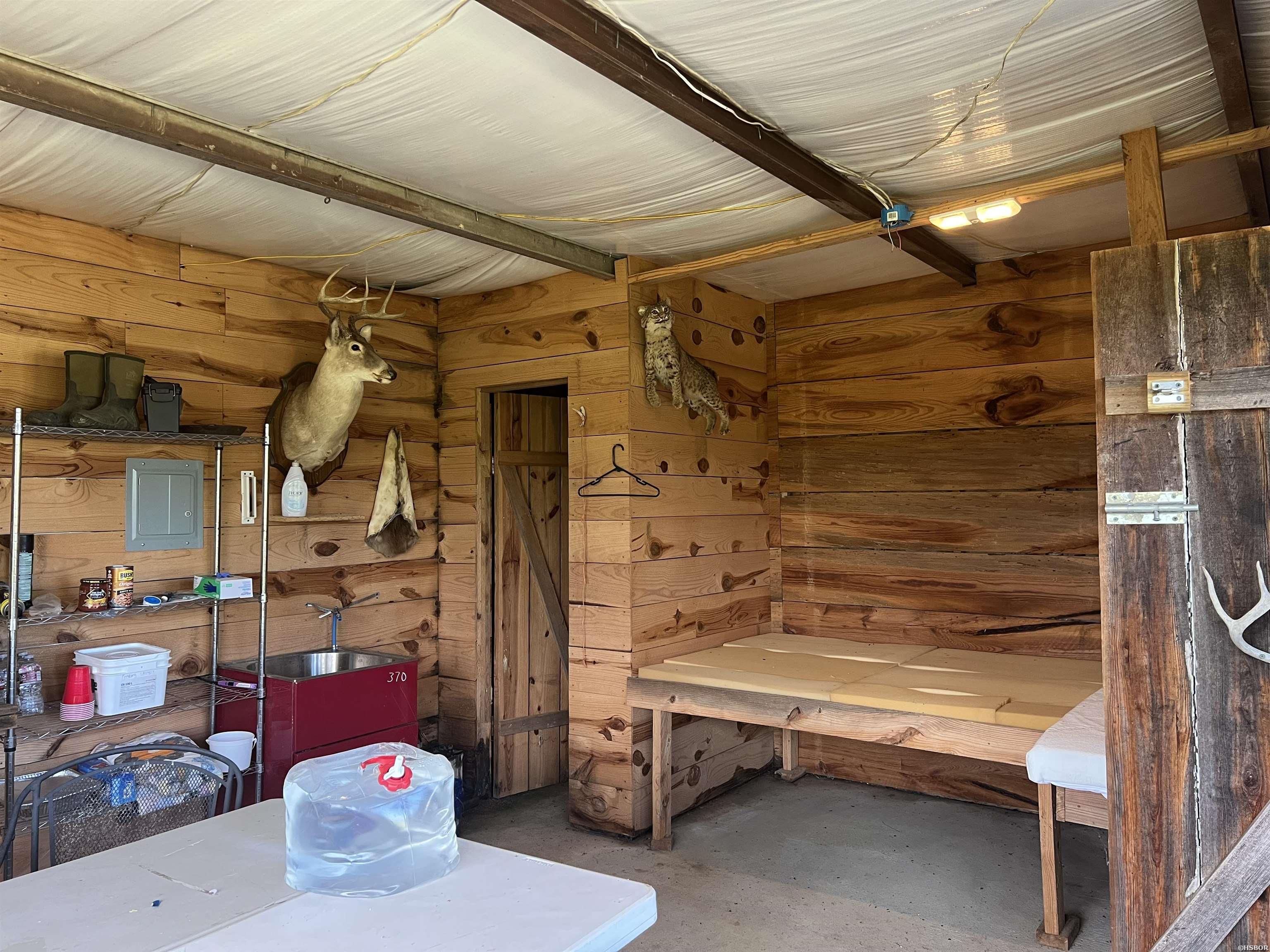 Xx John Ashley Property Photo 3