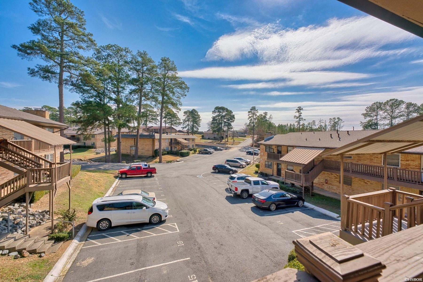 125 Carl Drive Property Photo 2