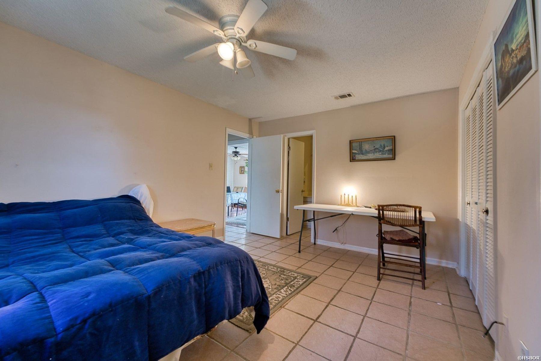 125 Carl Drive Property Photo 16