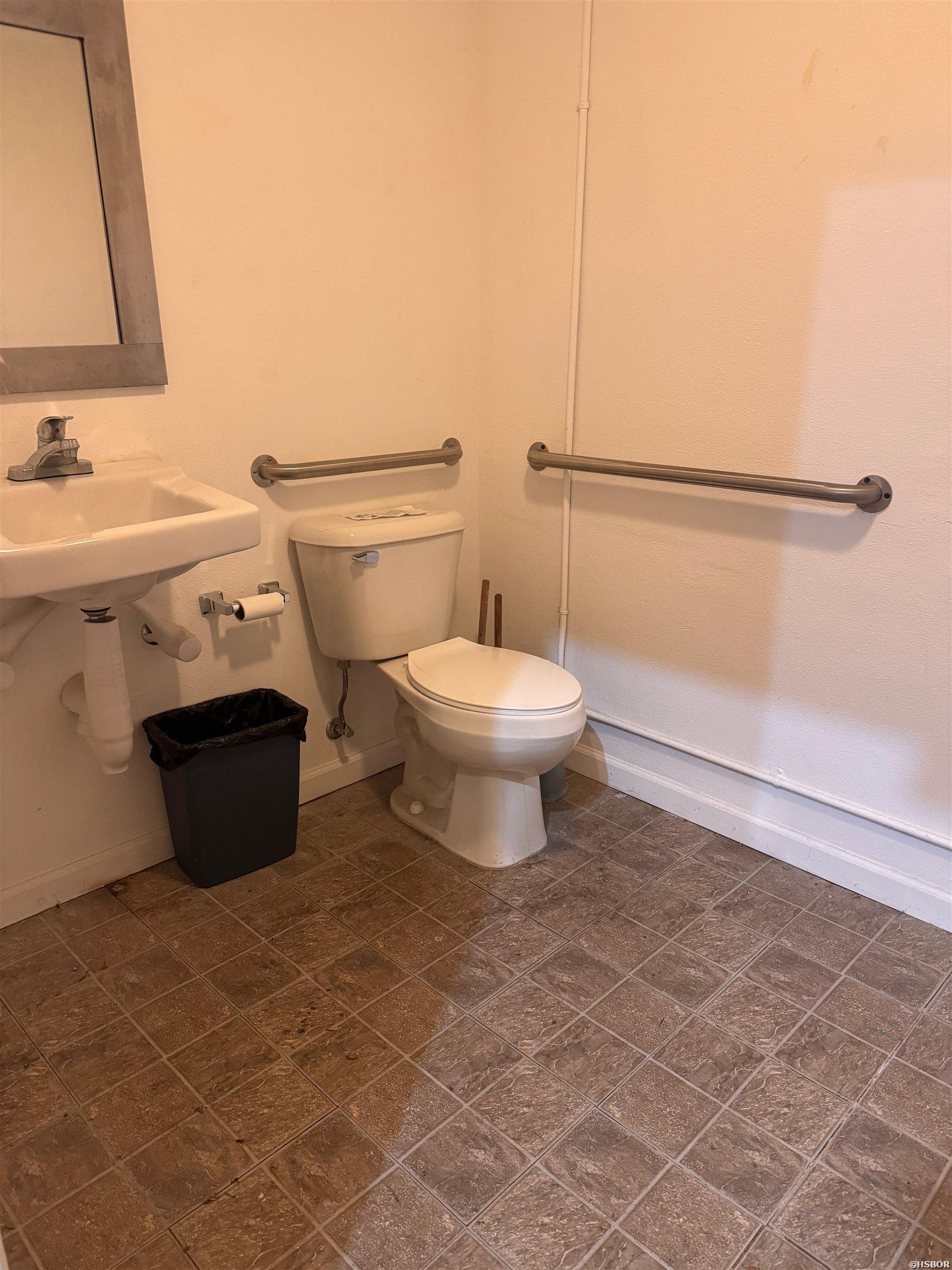 113 Central Avenue Property Photo 7