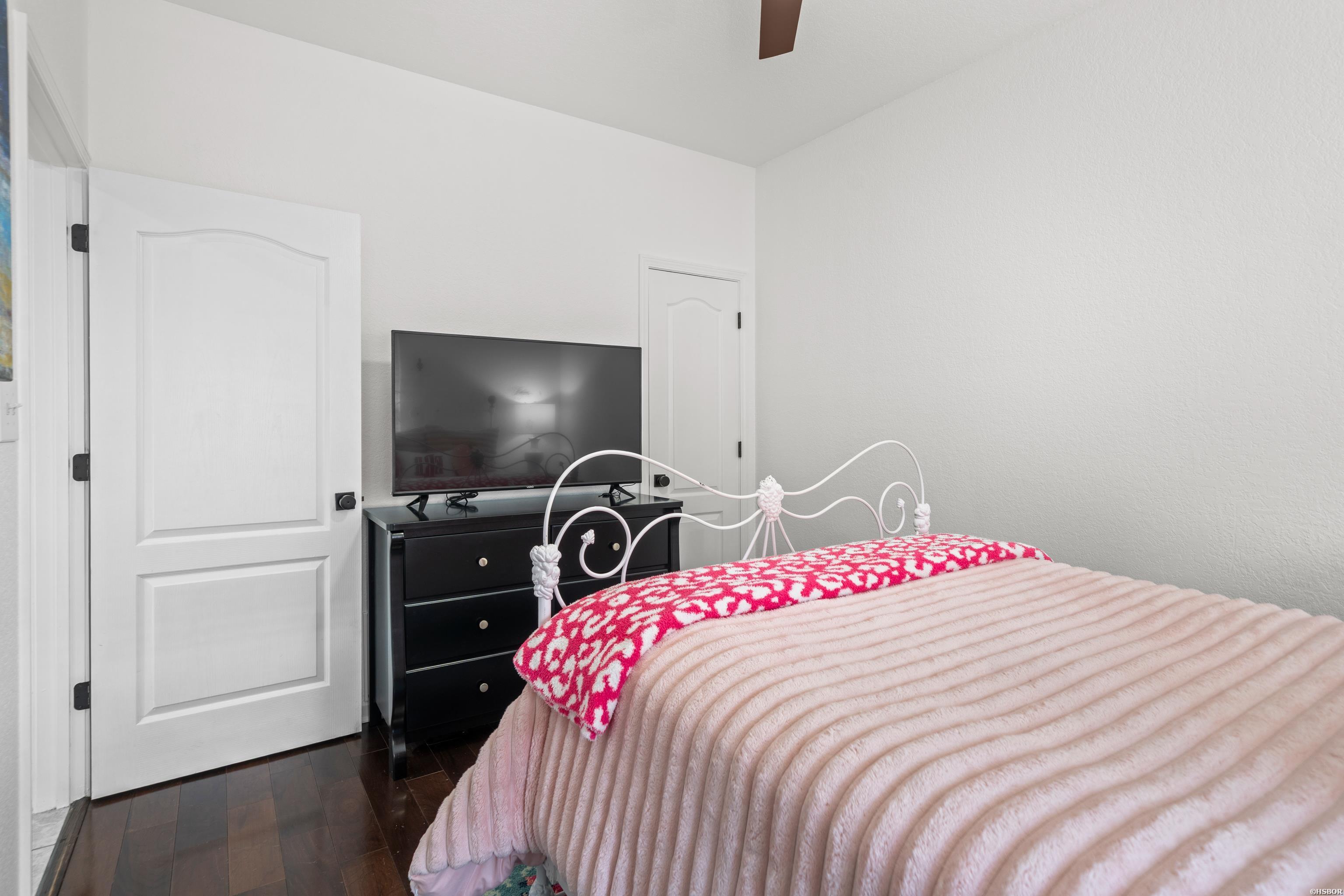 101 Clearwater Property Photo 28
