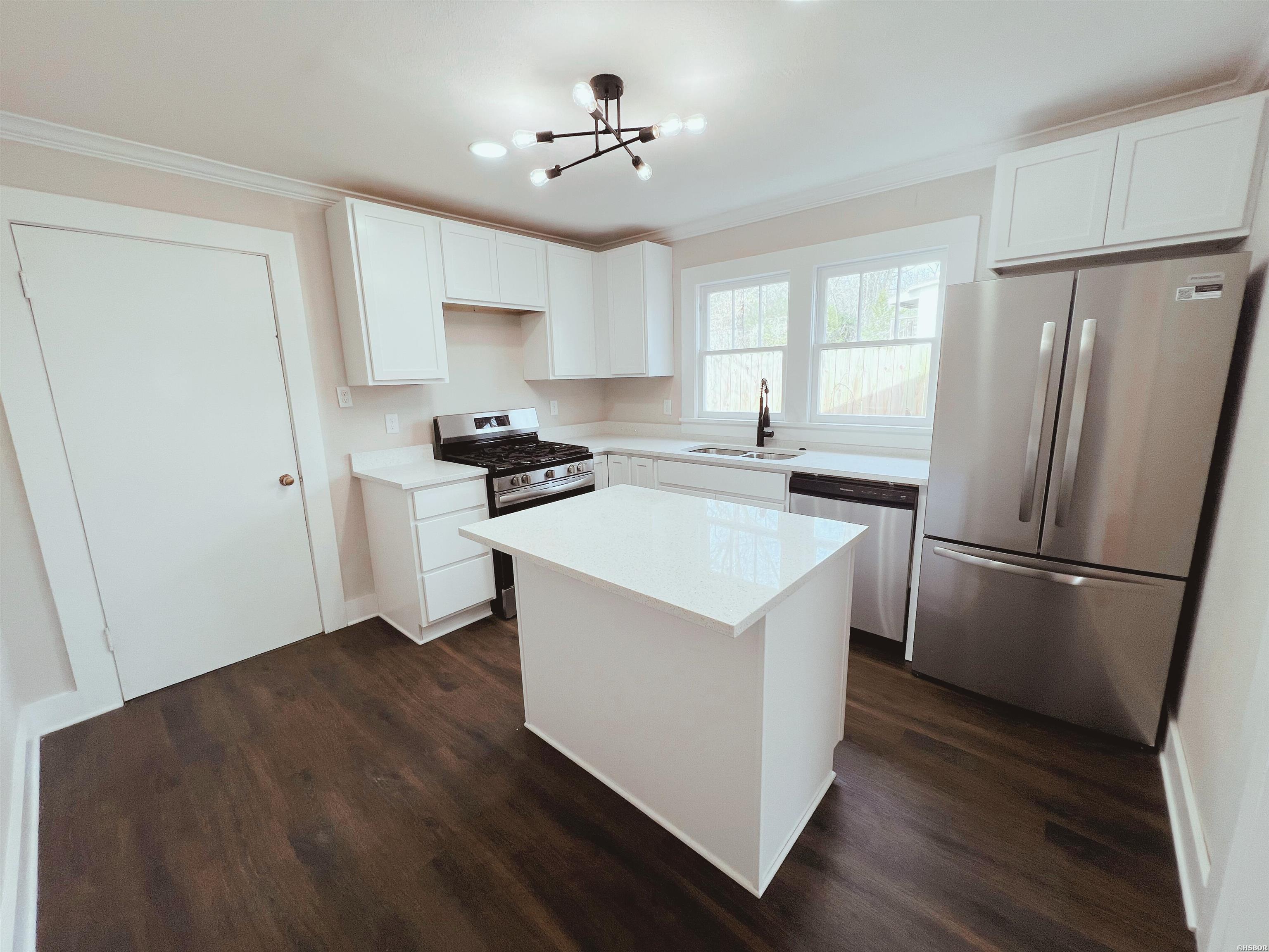 310 Wynn Street Property Photo 2