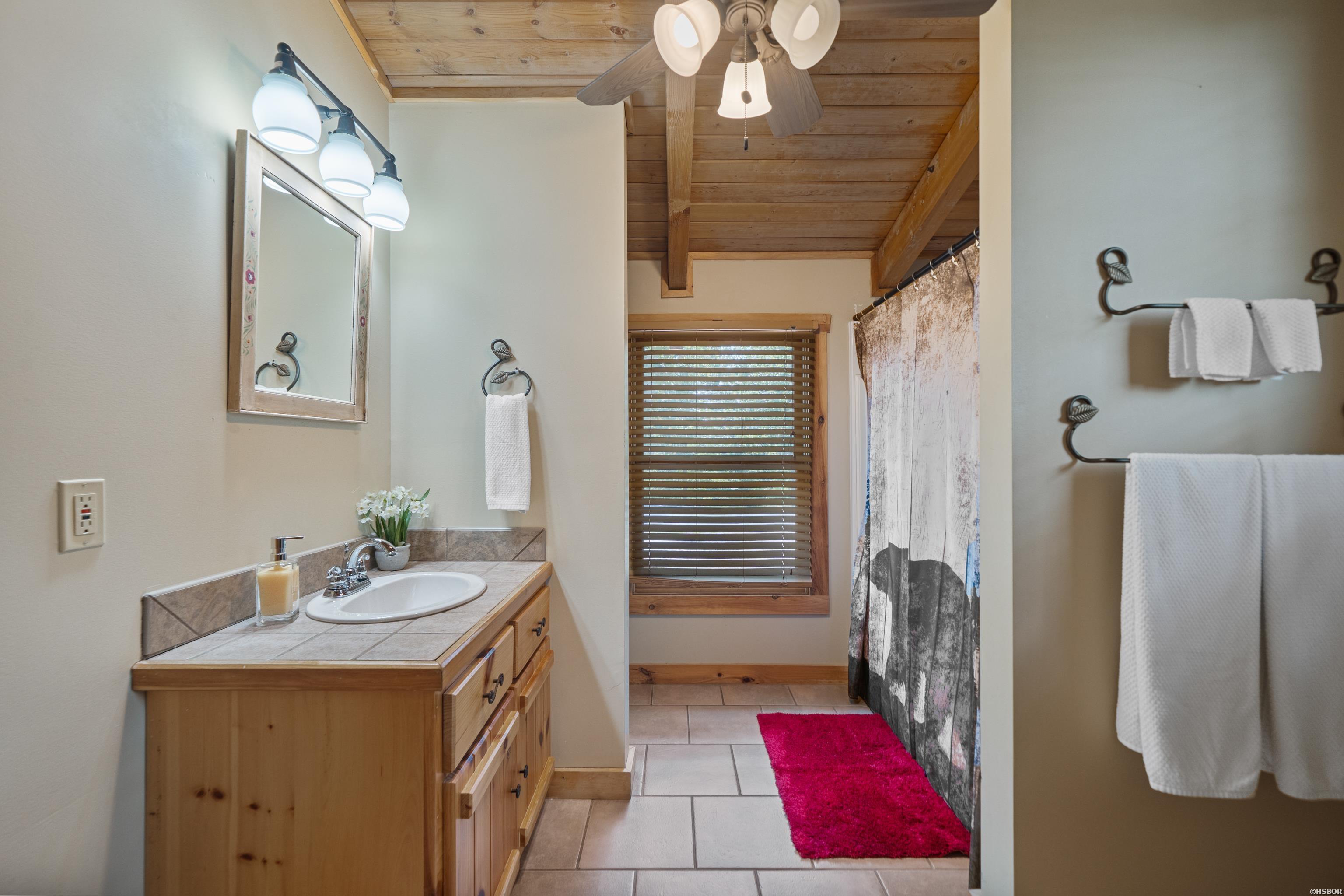 1415 Lakeshore Drive Property Photo 30