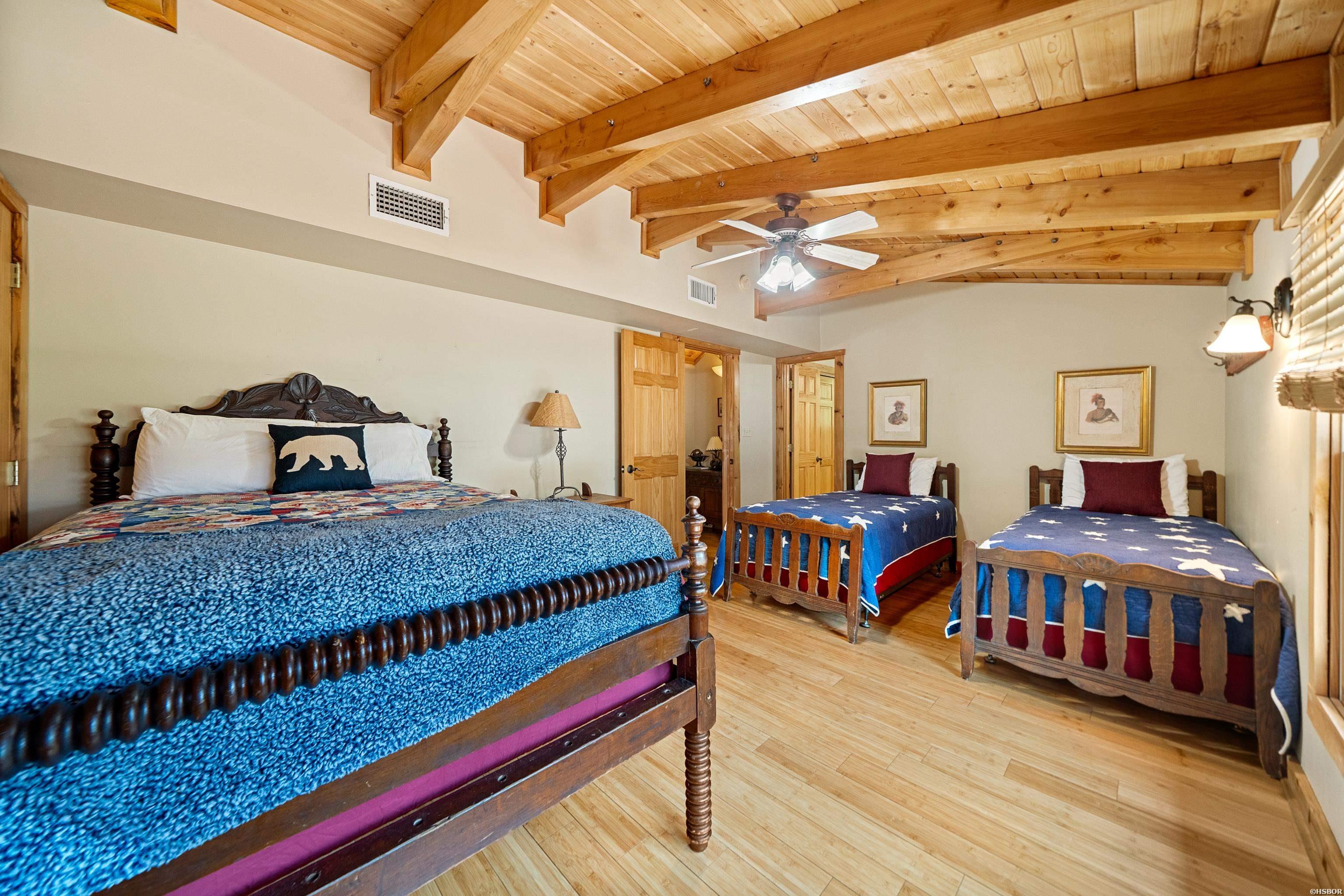 1415 Lakeshore Drive Property Photo 32
