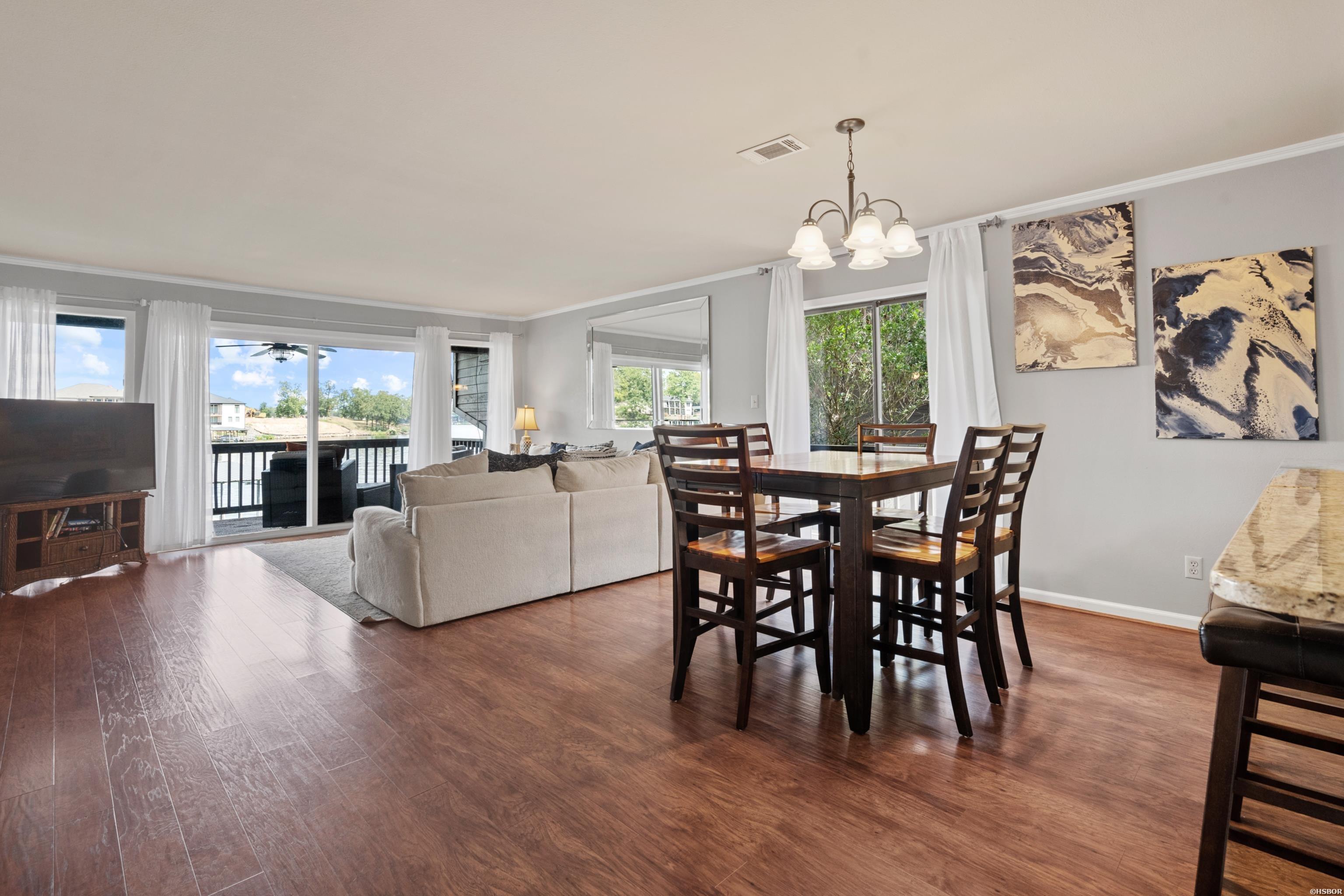 200 Hamilton Oaks Property Photo 11