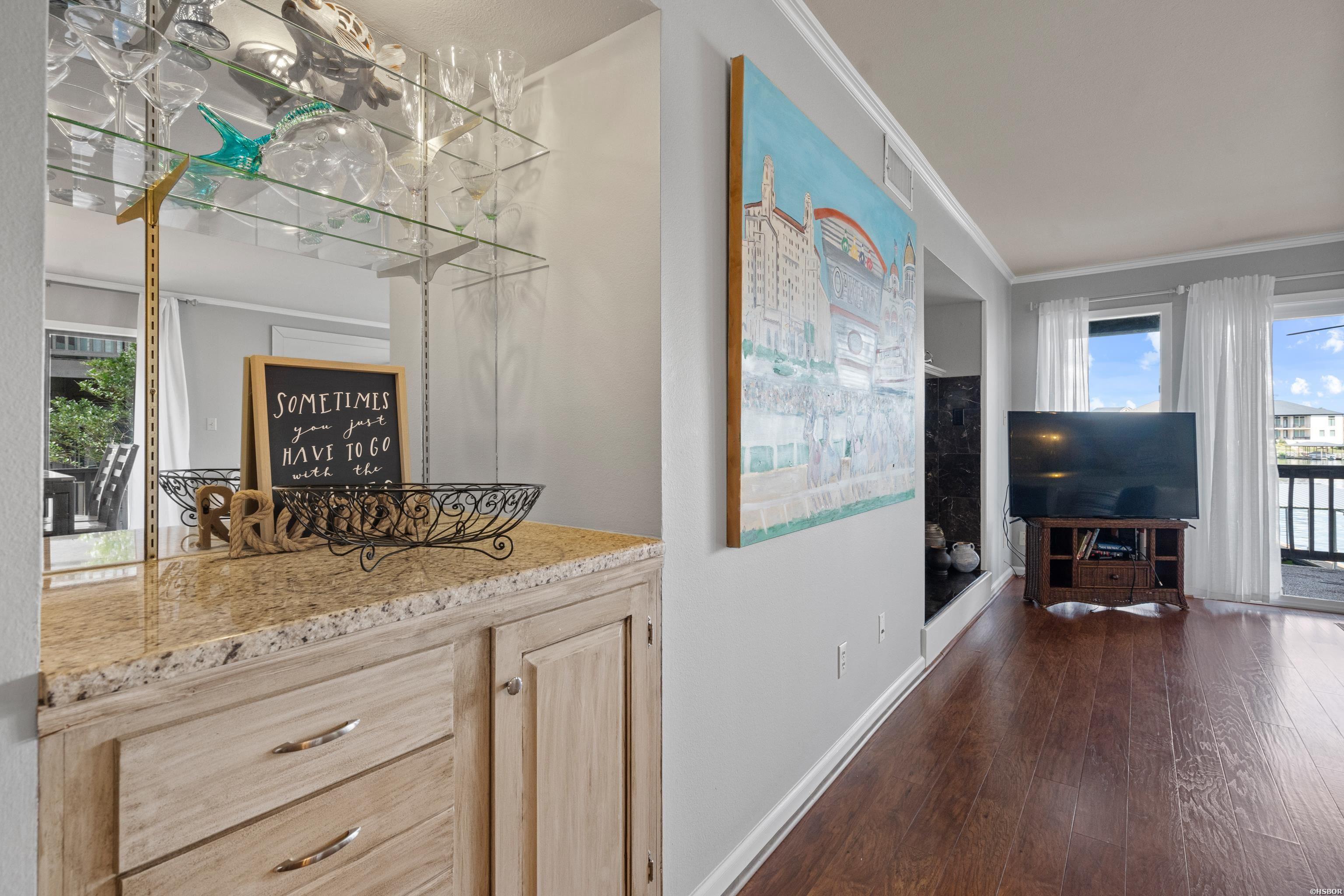 200 Hamilton Oaks Property Photo 12