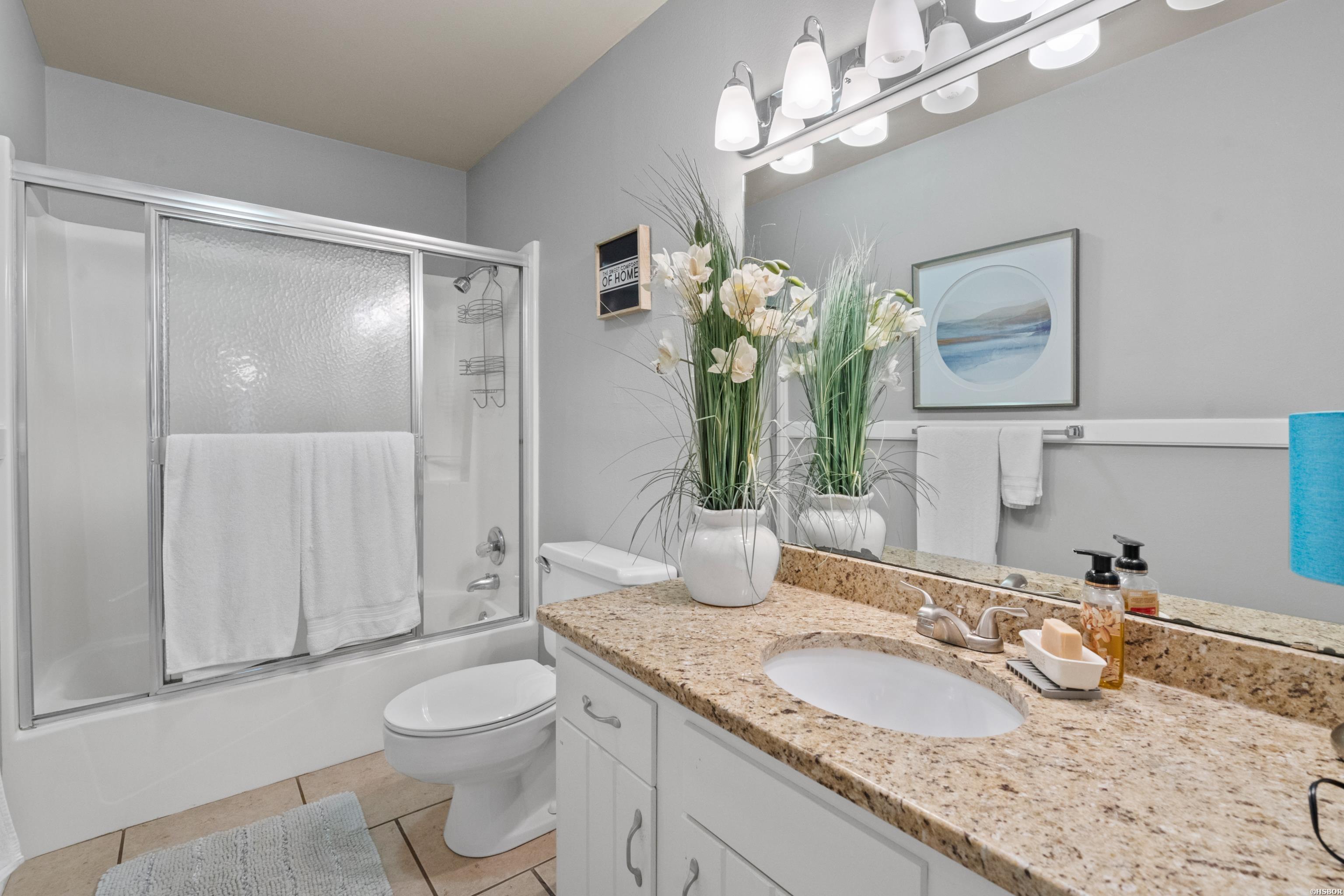 200 Hamilton Oaks Property Photo 18