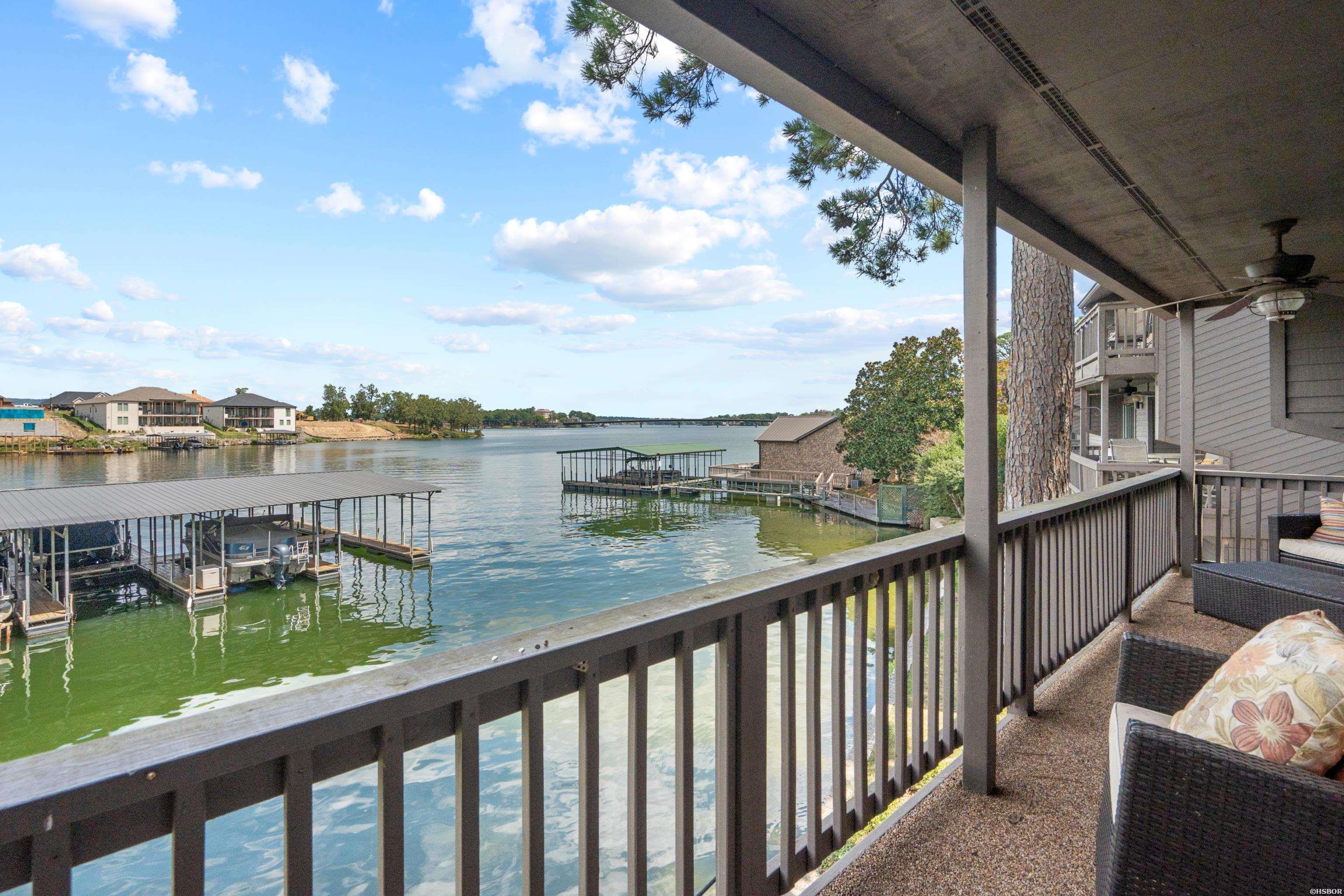 200 Hamilton Oaks Property Photo 23