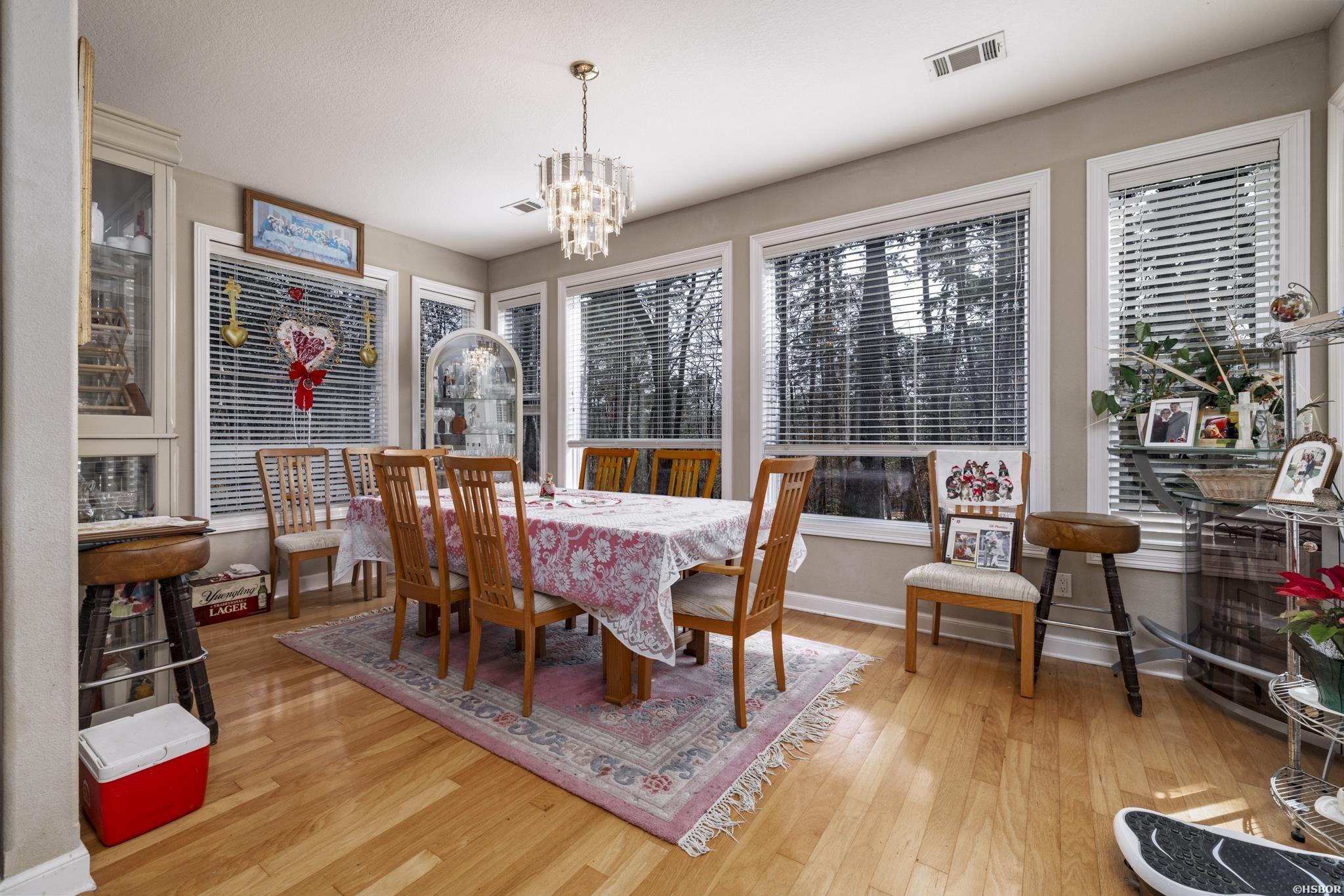 7 Jaguar Circle Property Photo 9