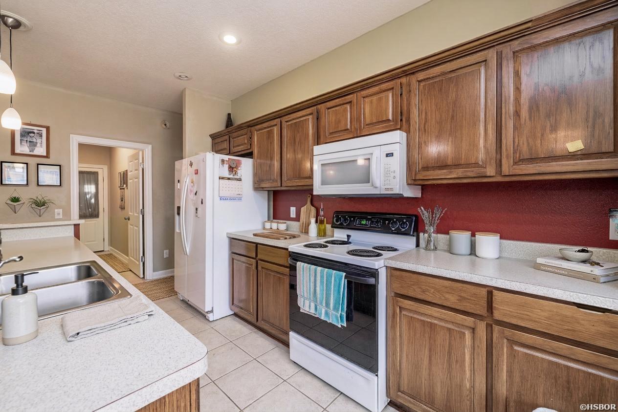 7 Jaguar Circle Property Photo 10