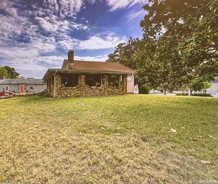 1711 Central Avenue Property Photo 6