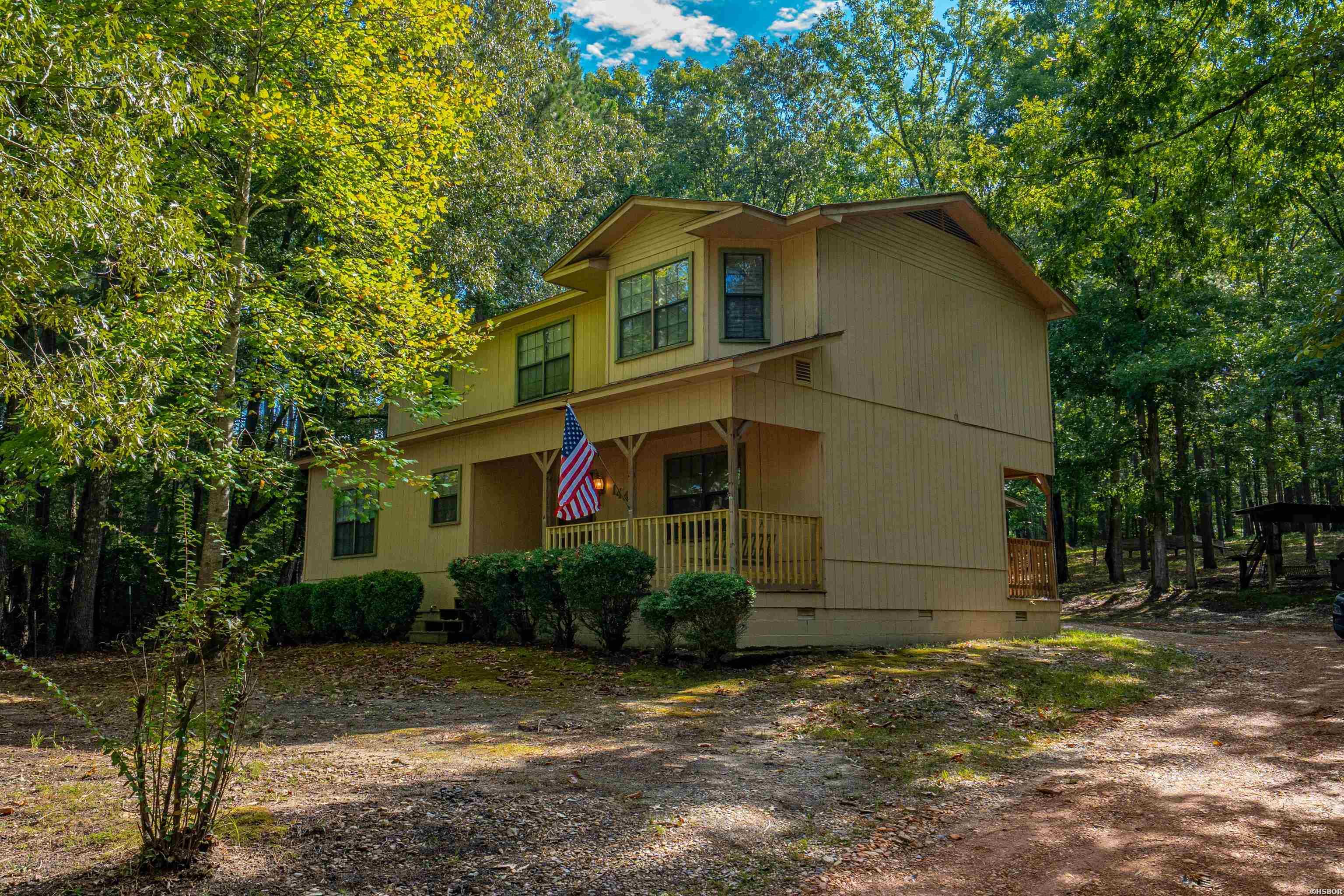 1440 Central Road Property Photo 1