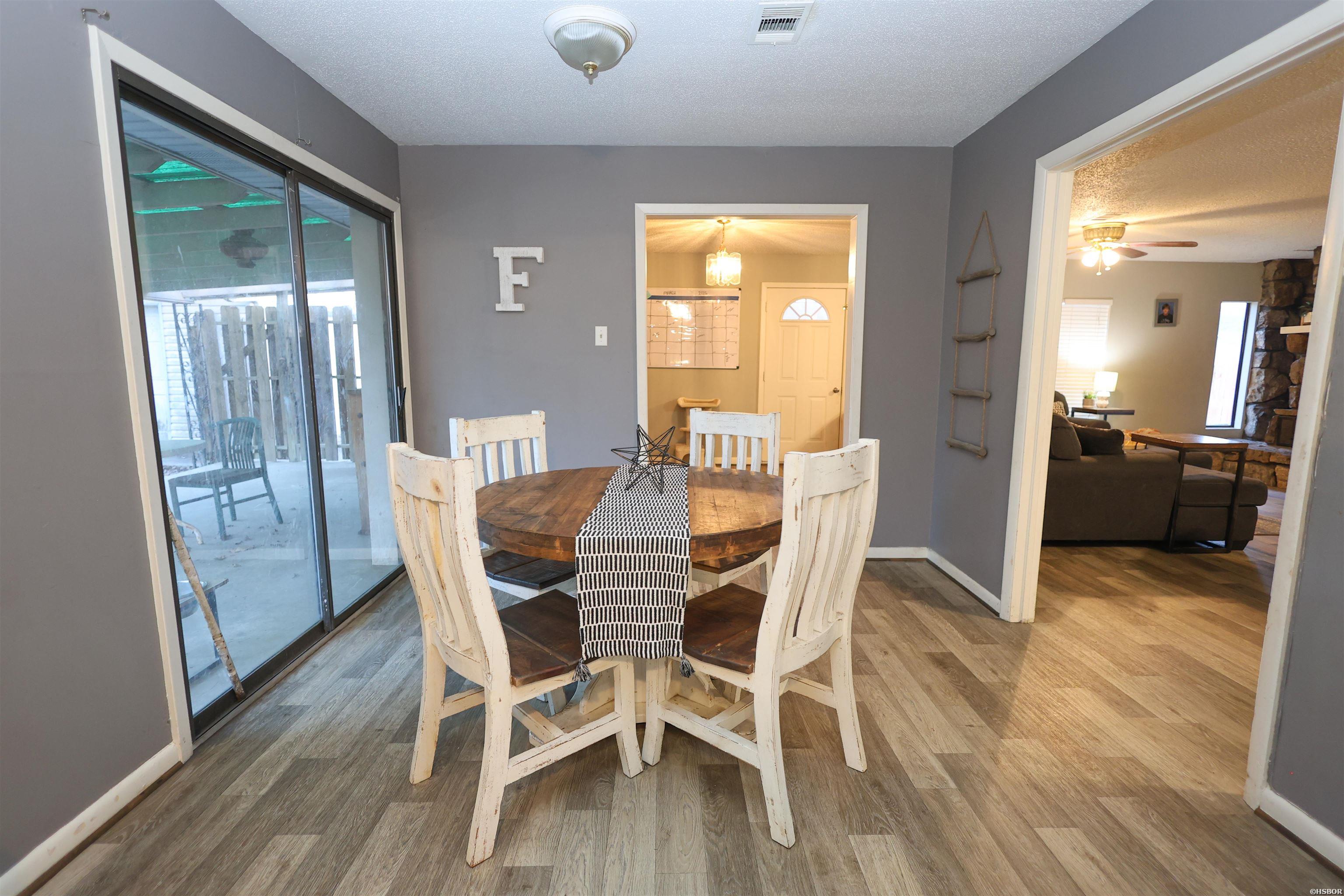 714 Lakeshore Street Property Photo 12