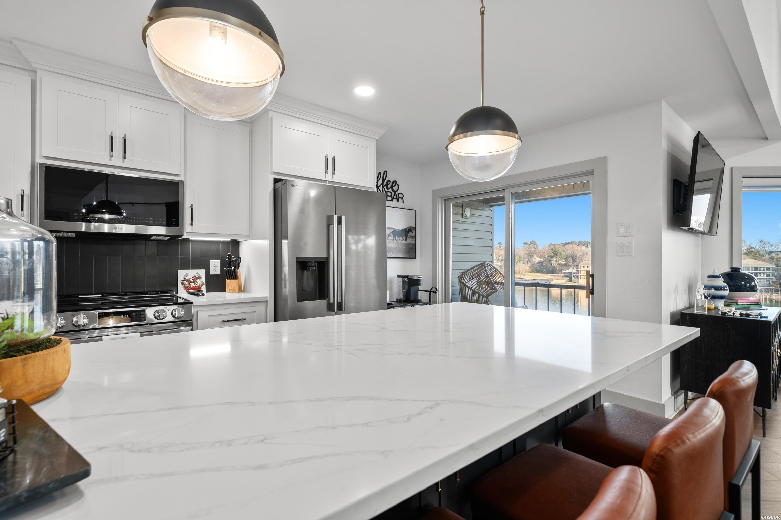 101 Long Island Property Photo 15