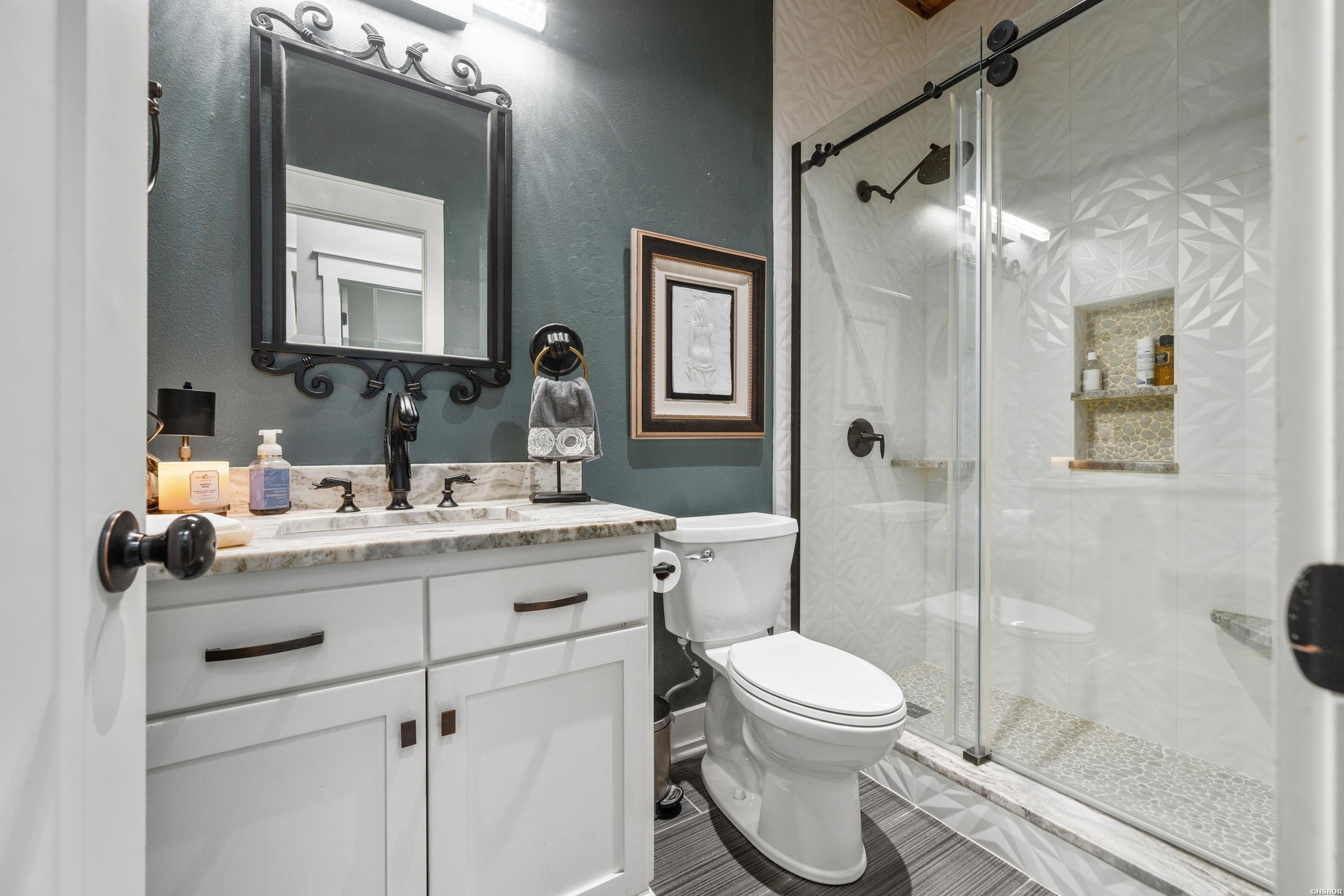 108 Vector Lane Property Photo 30