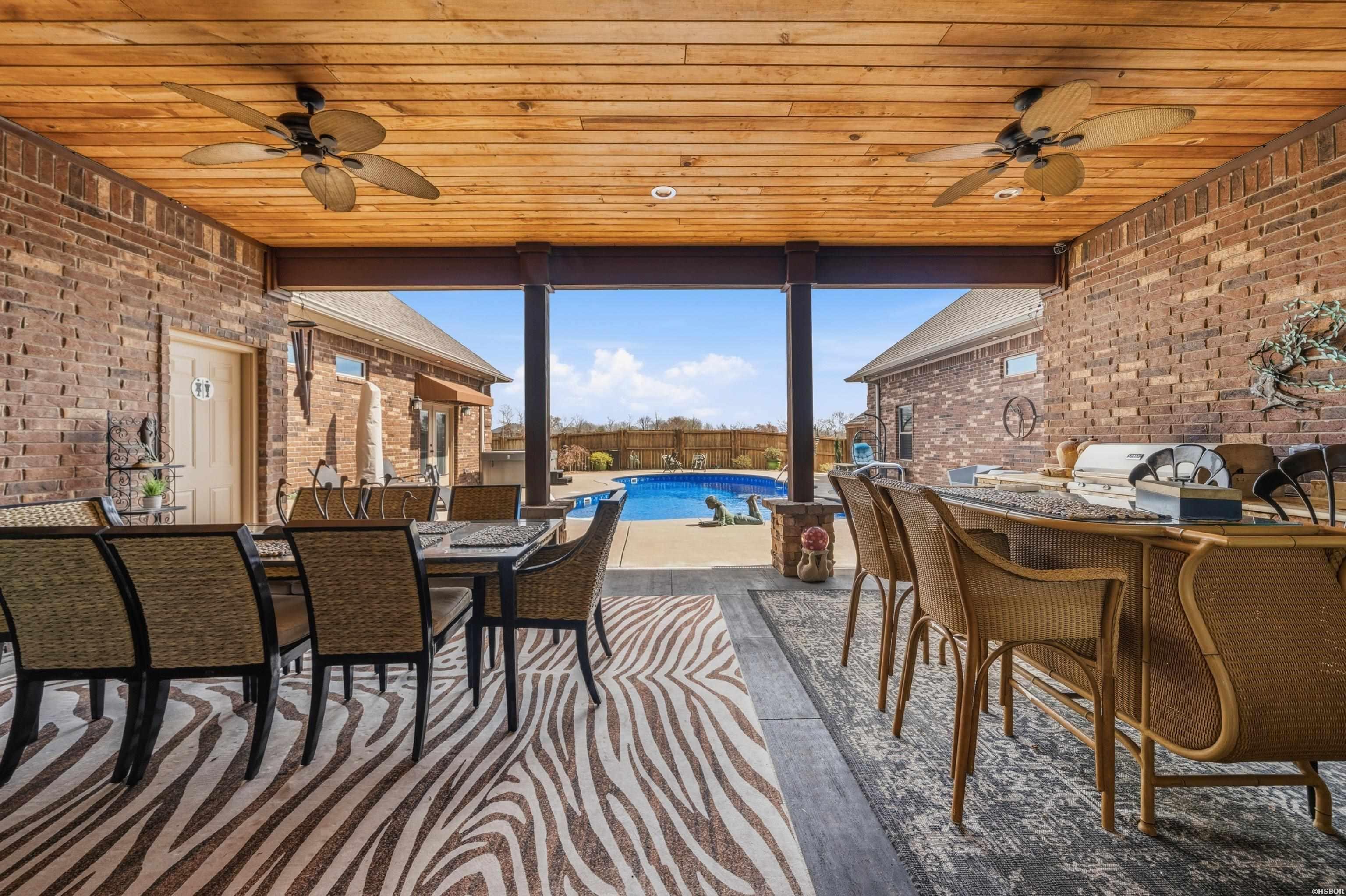 108 Vector Lane Property Photo 40