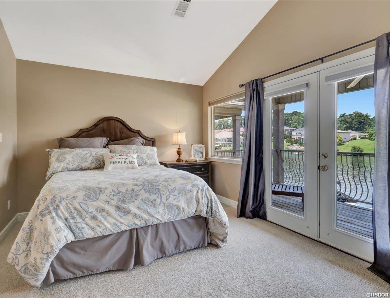182 Villa Pointe Property Photo 25