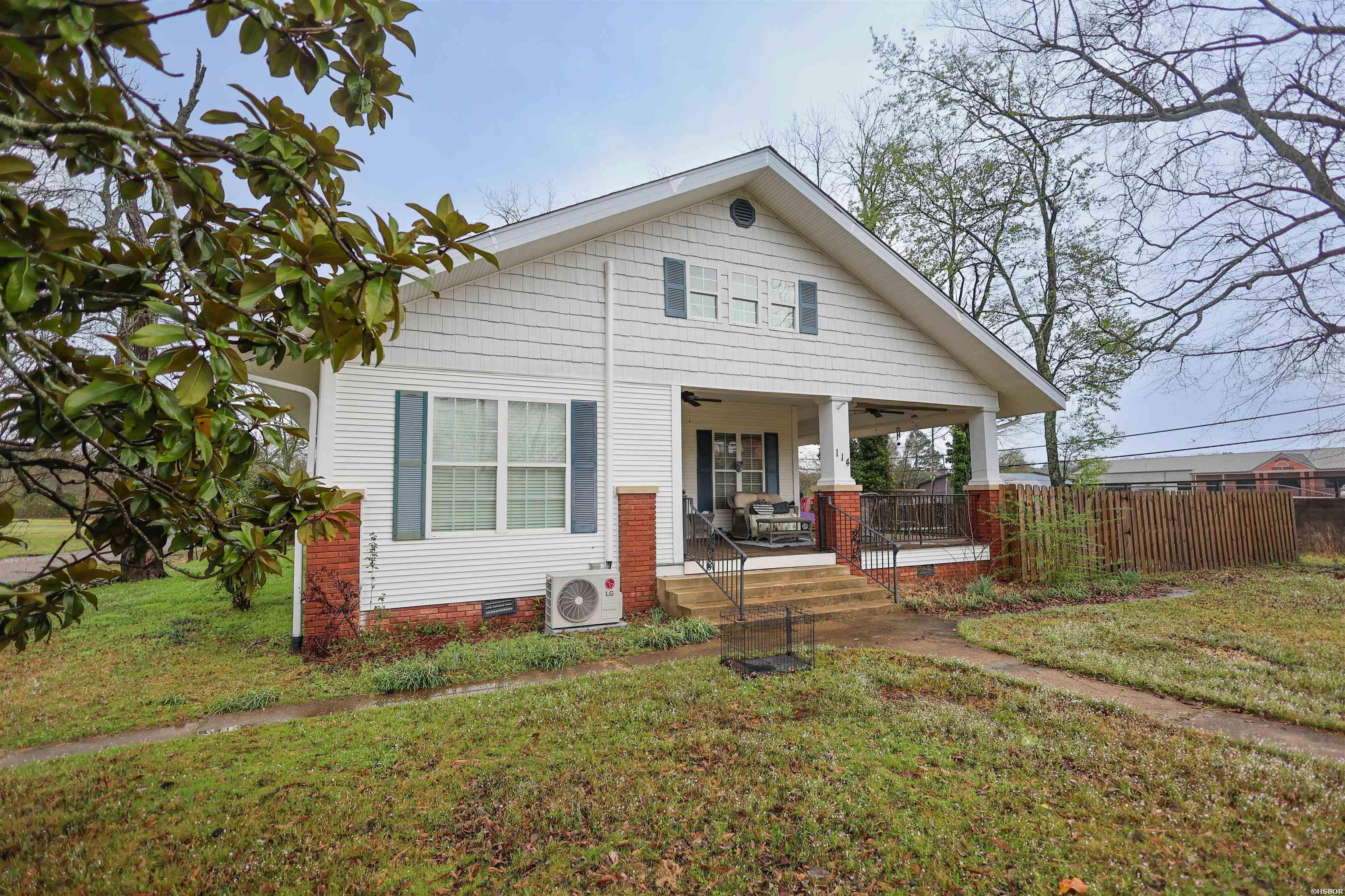 114 N Main Street Property Photo 3