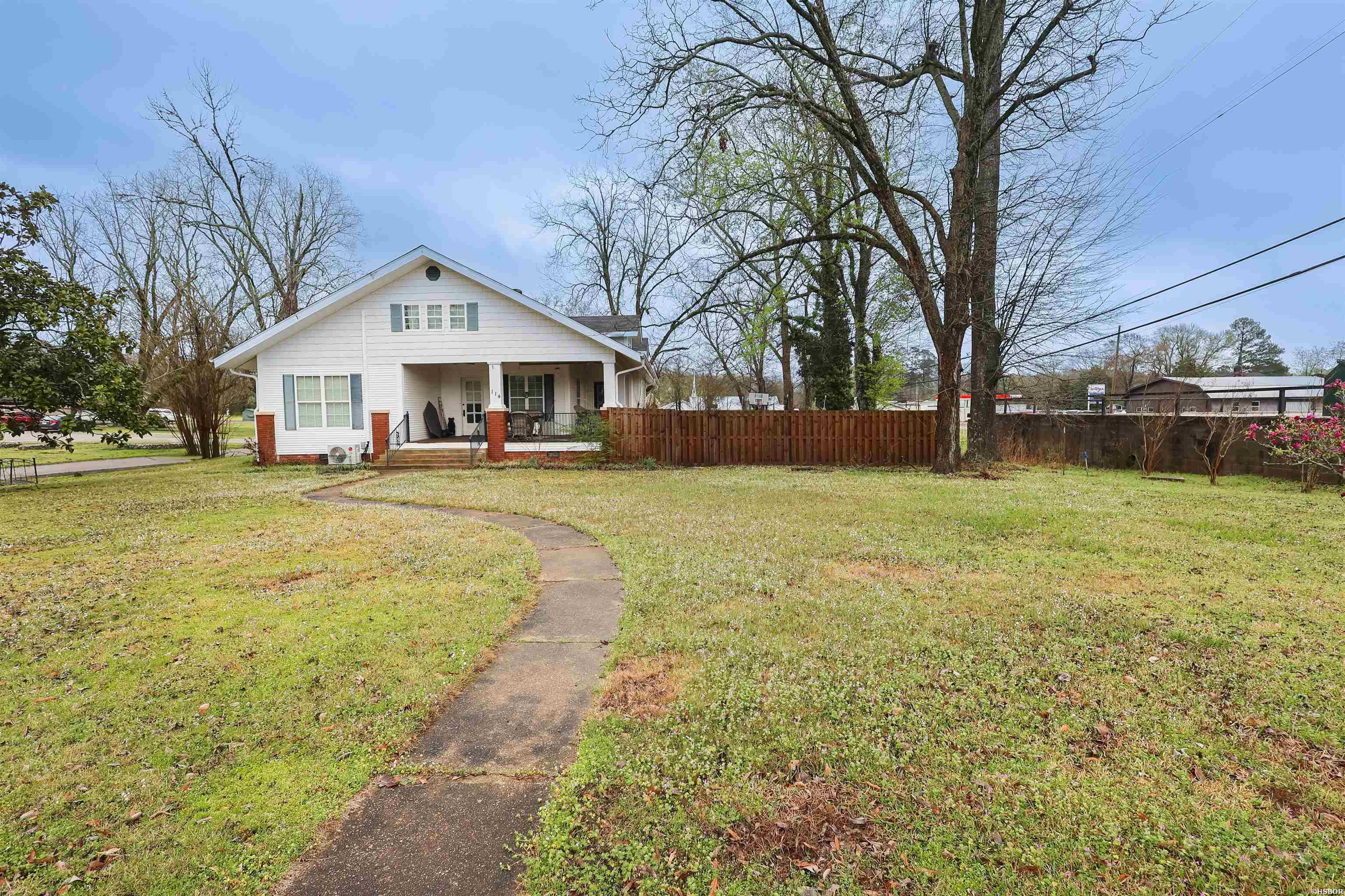 114 N Main Street Property Photo 4