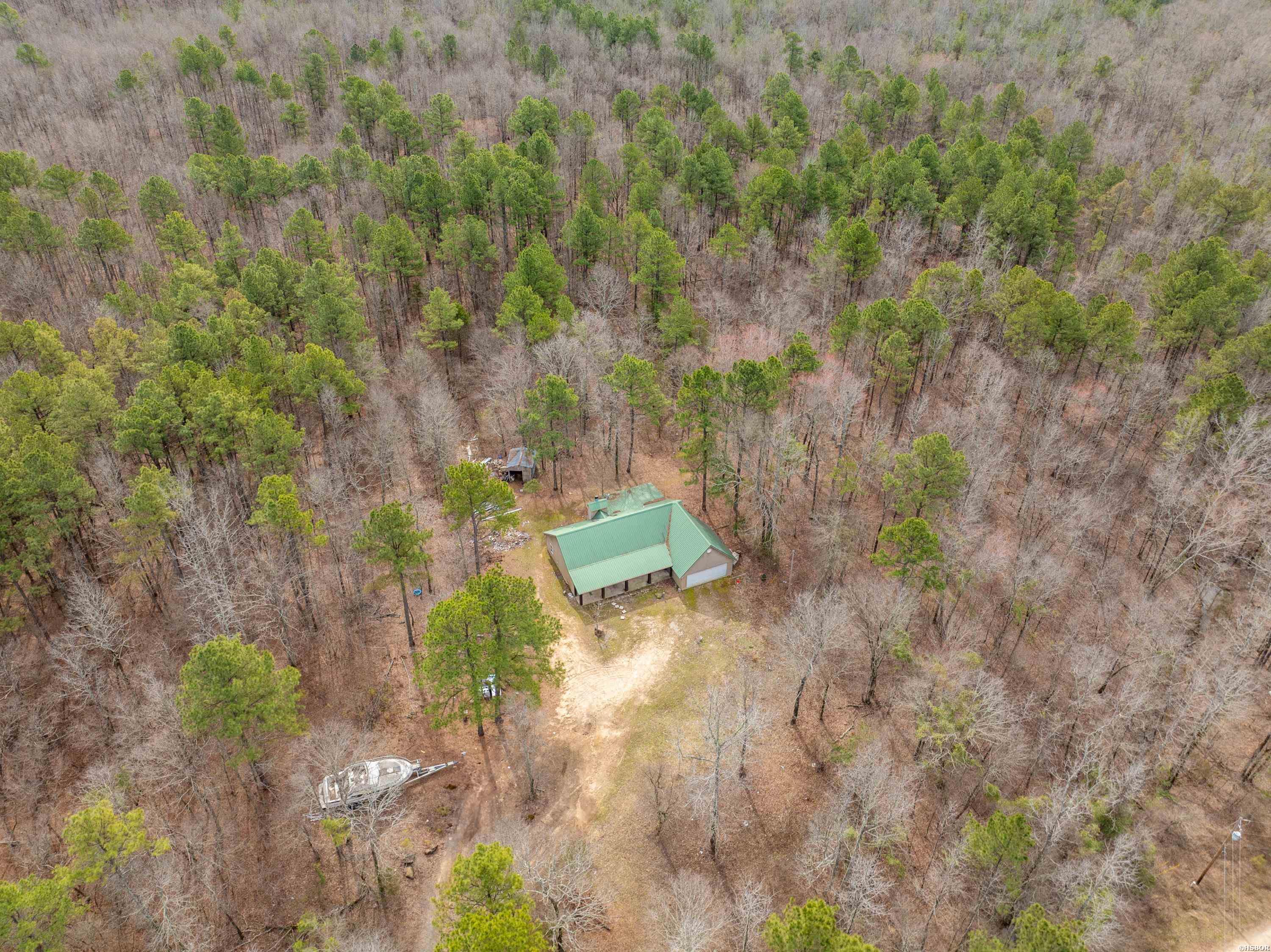 203 Whispering Winds Lane Property Photo 3