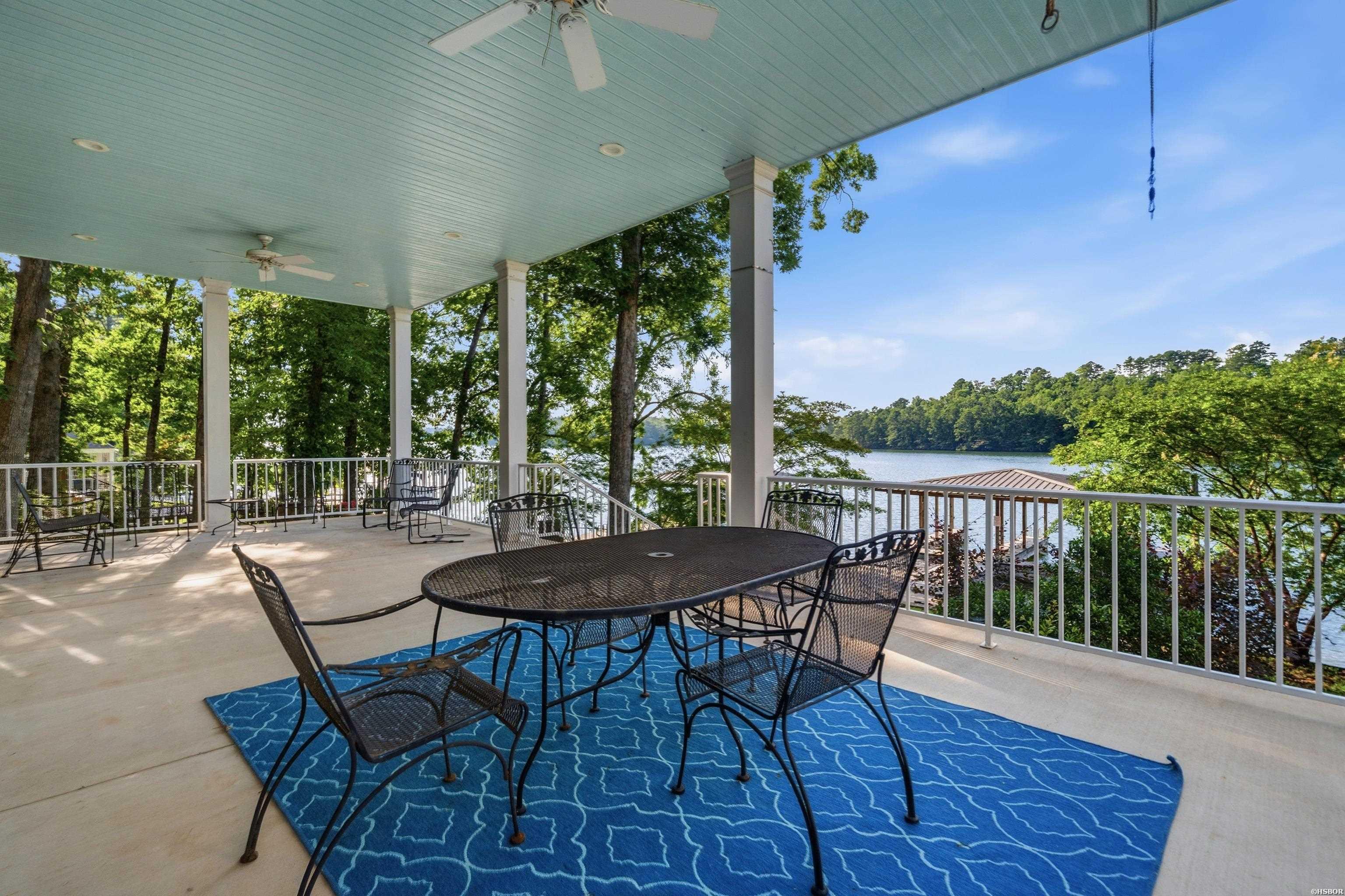 350 Longpoint Property Photo 47
