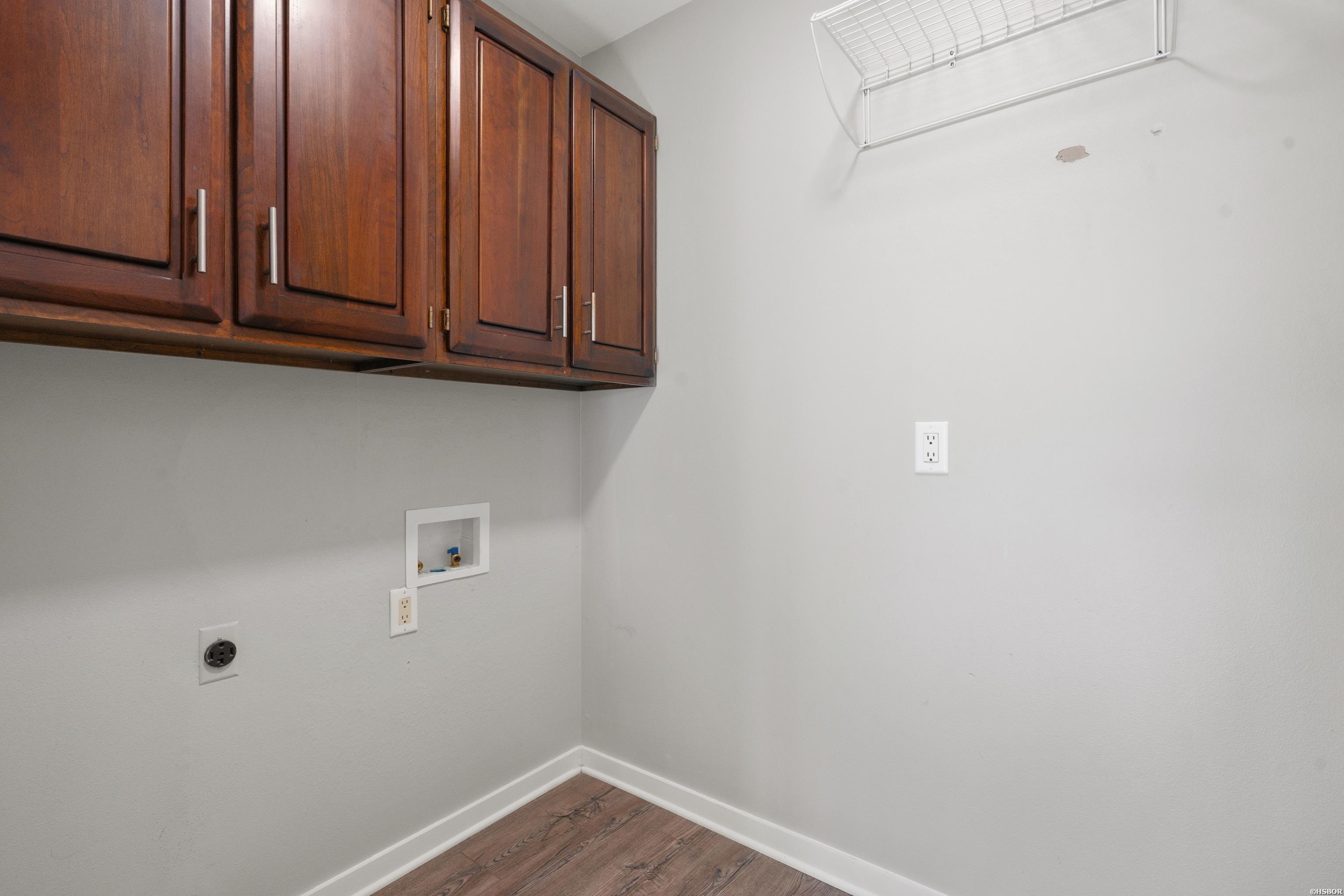 5000 Central Property Photo 18
