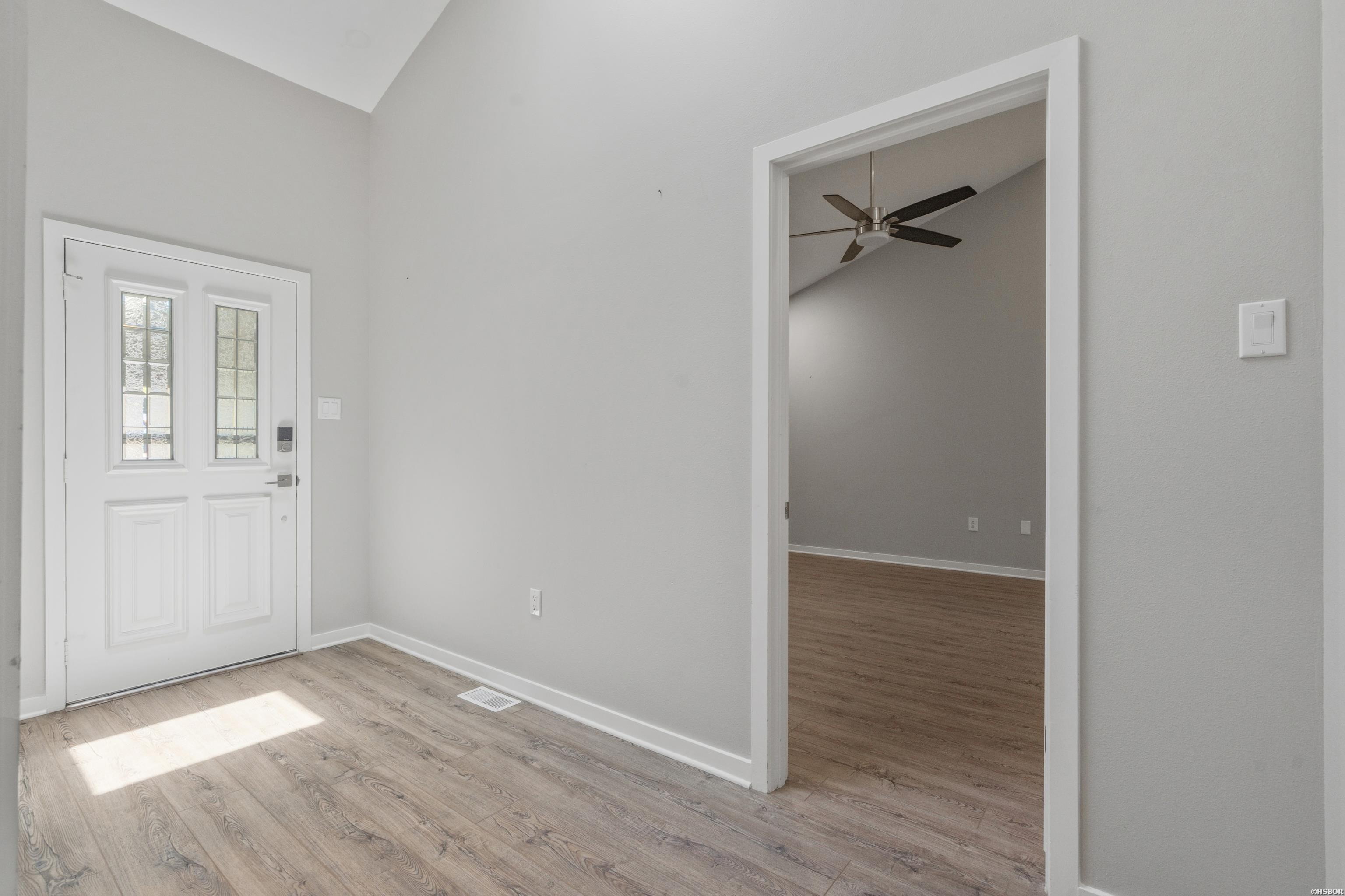 5000 Central Property Photo 25