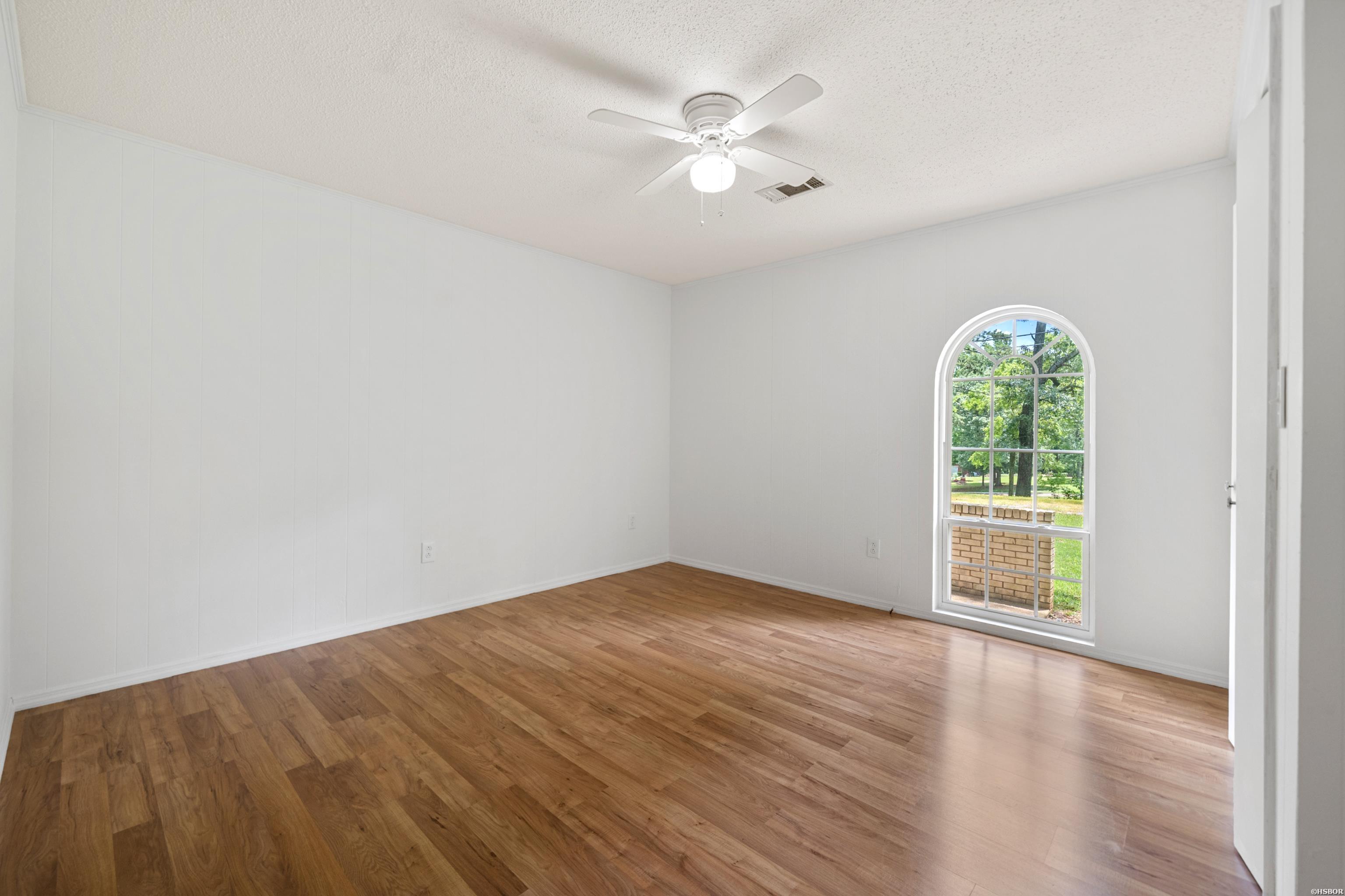 250 Mission Drive Property Photo 14