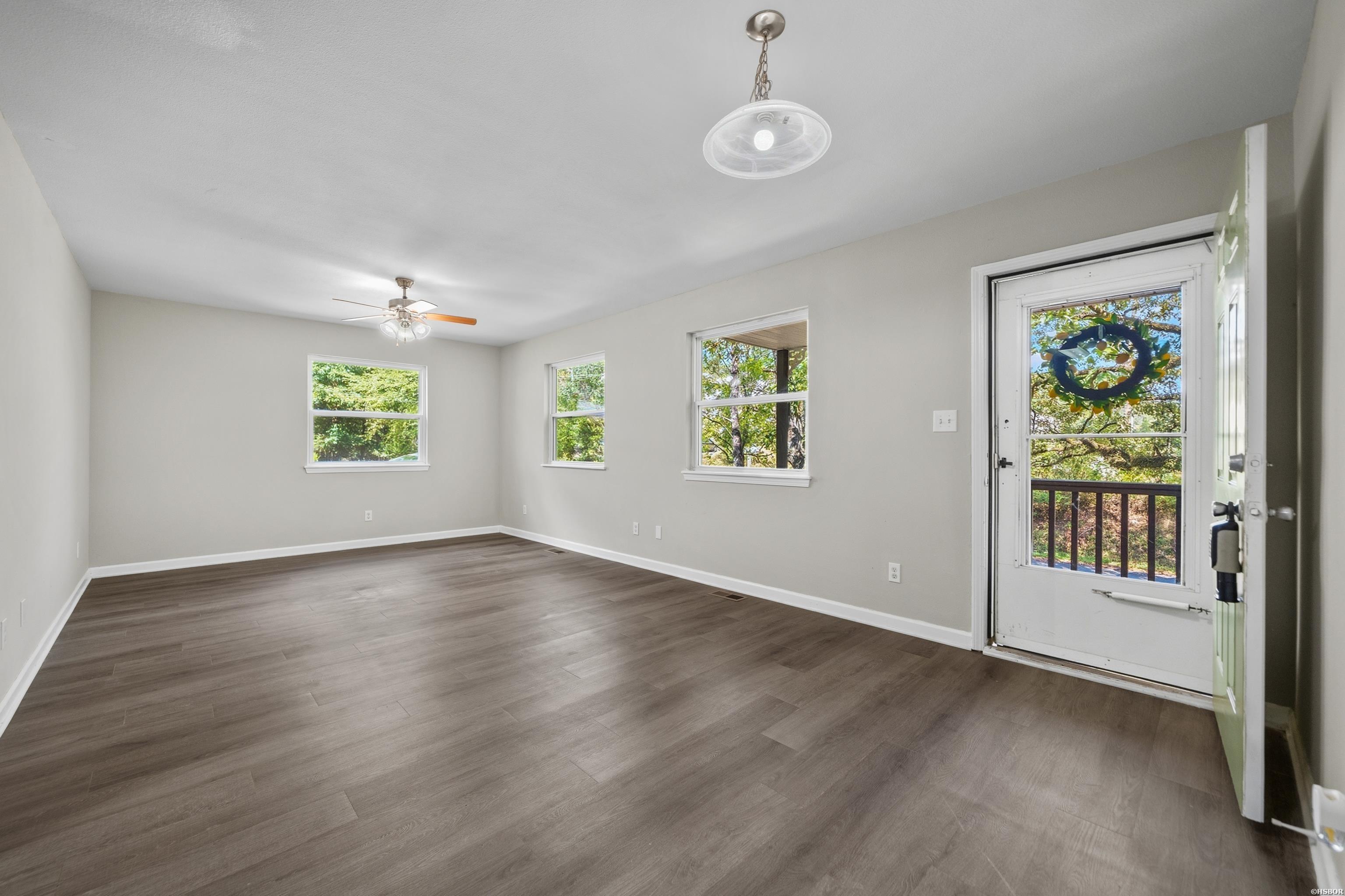112 Newton Street Property Photo 4