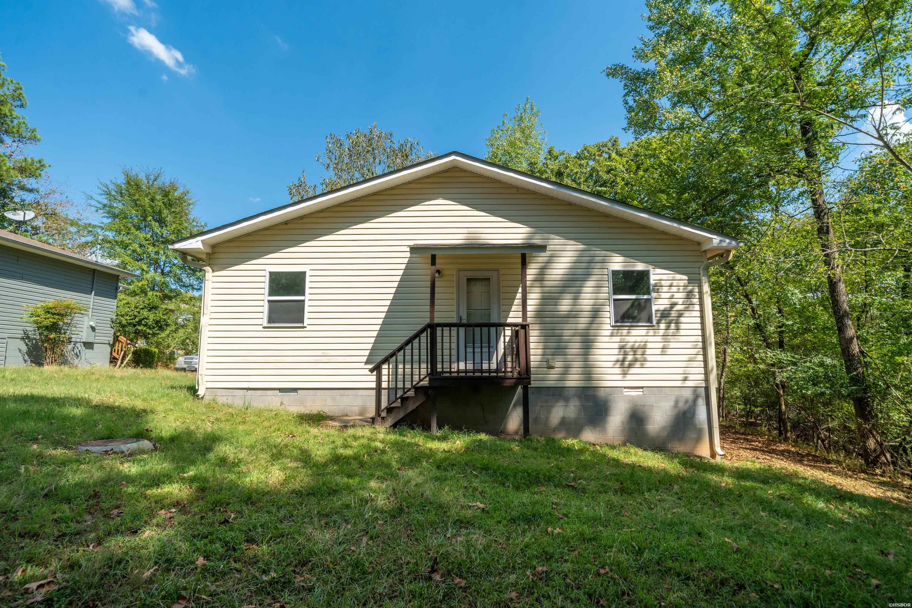 112 Newton Street Property Photo 22