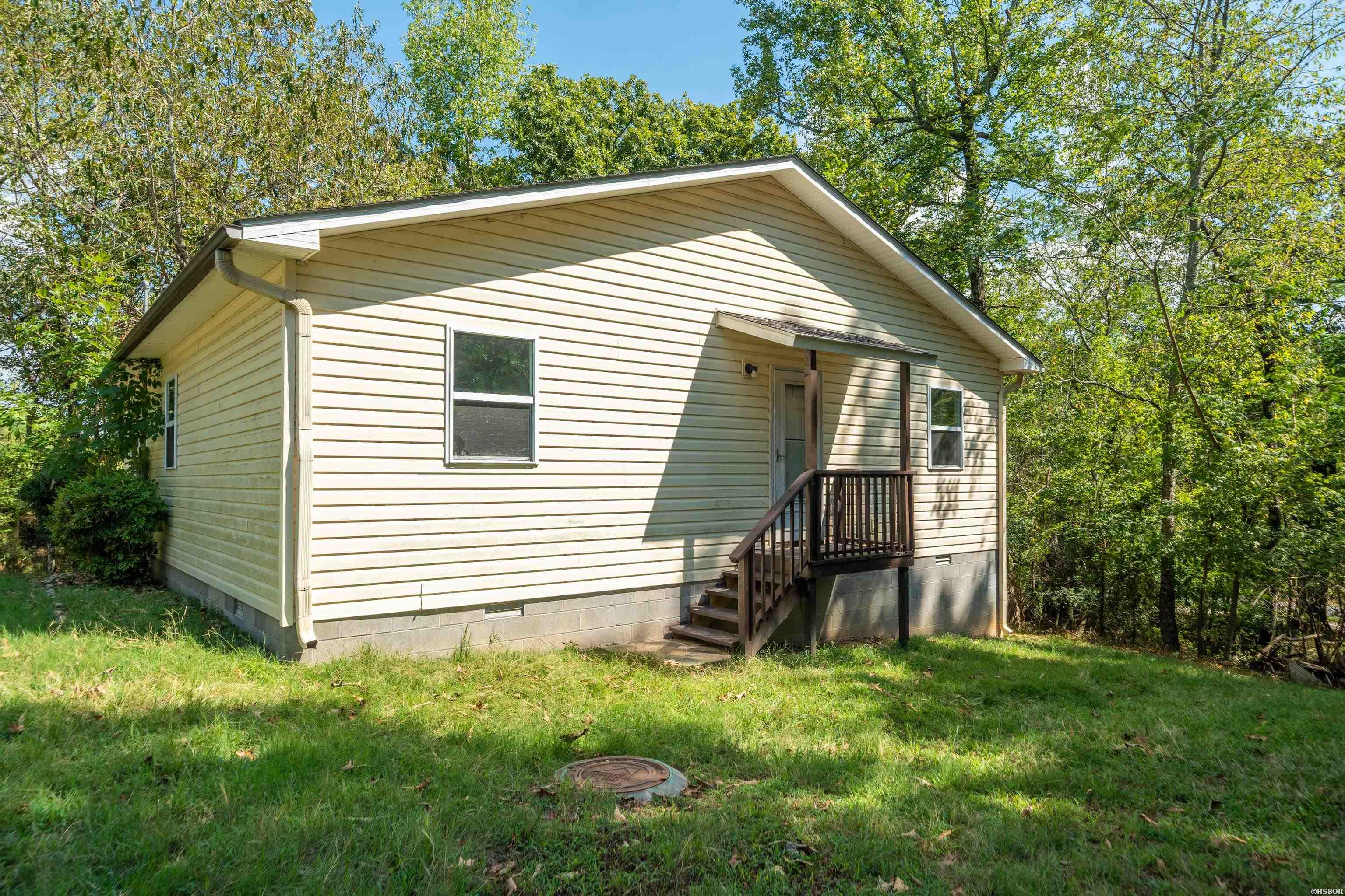 112 Newton Street Property Photo 23
