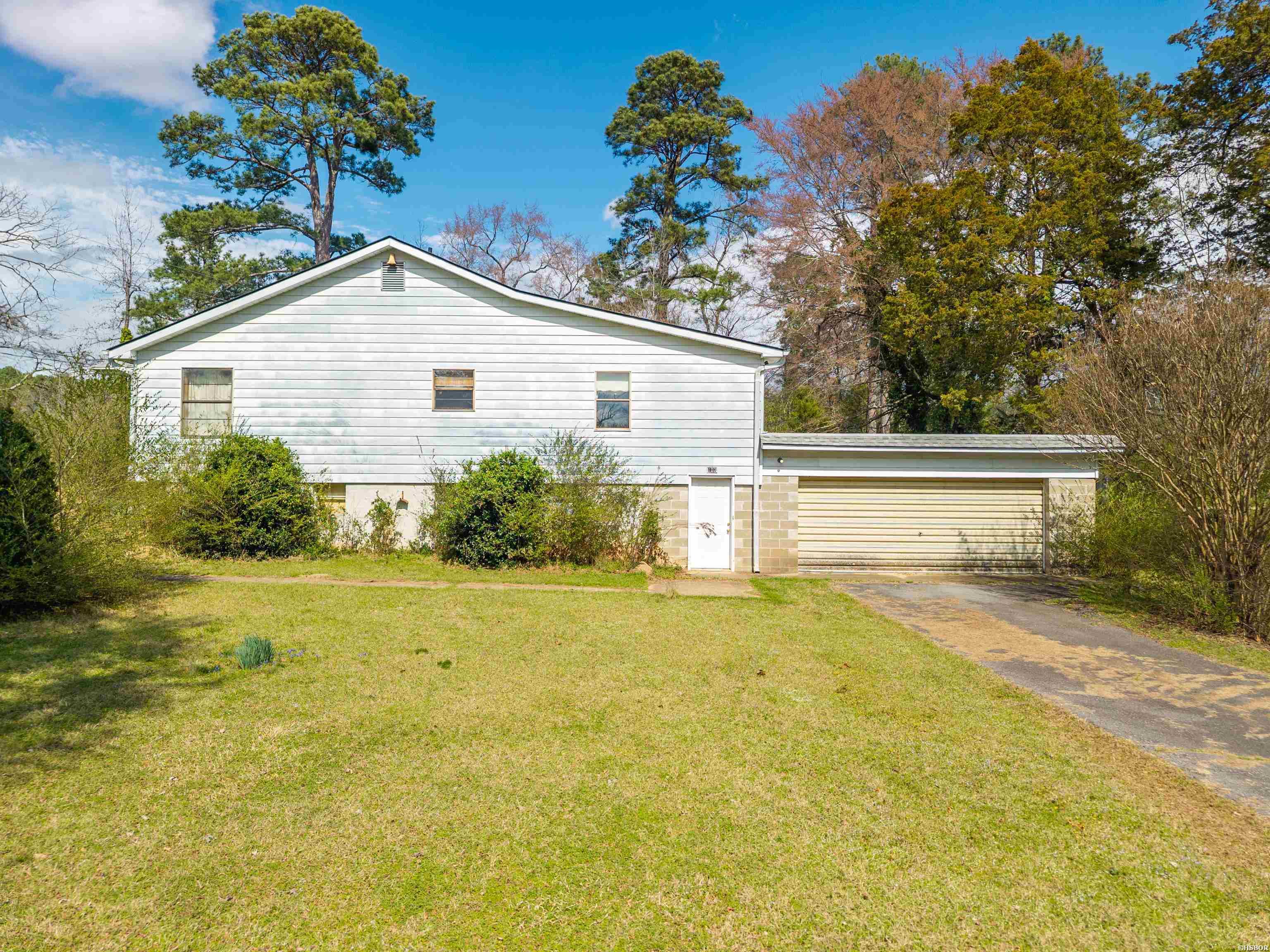 100 Morphew Road Property Photo 3