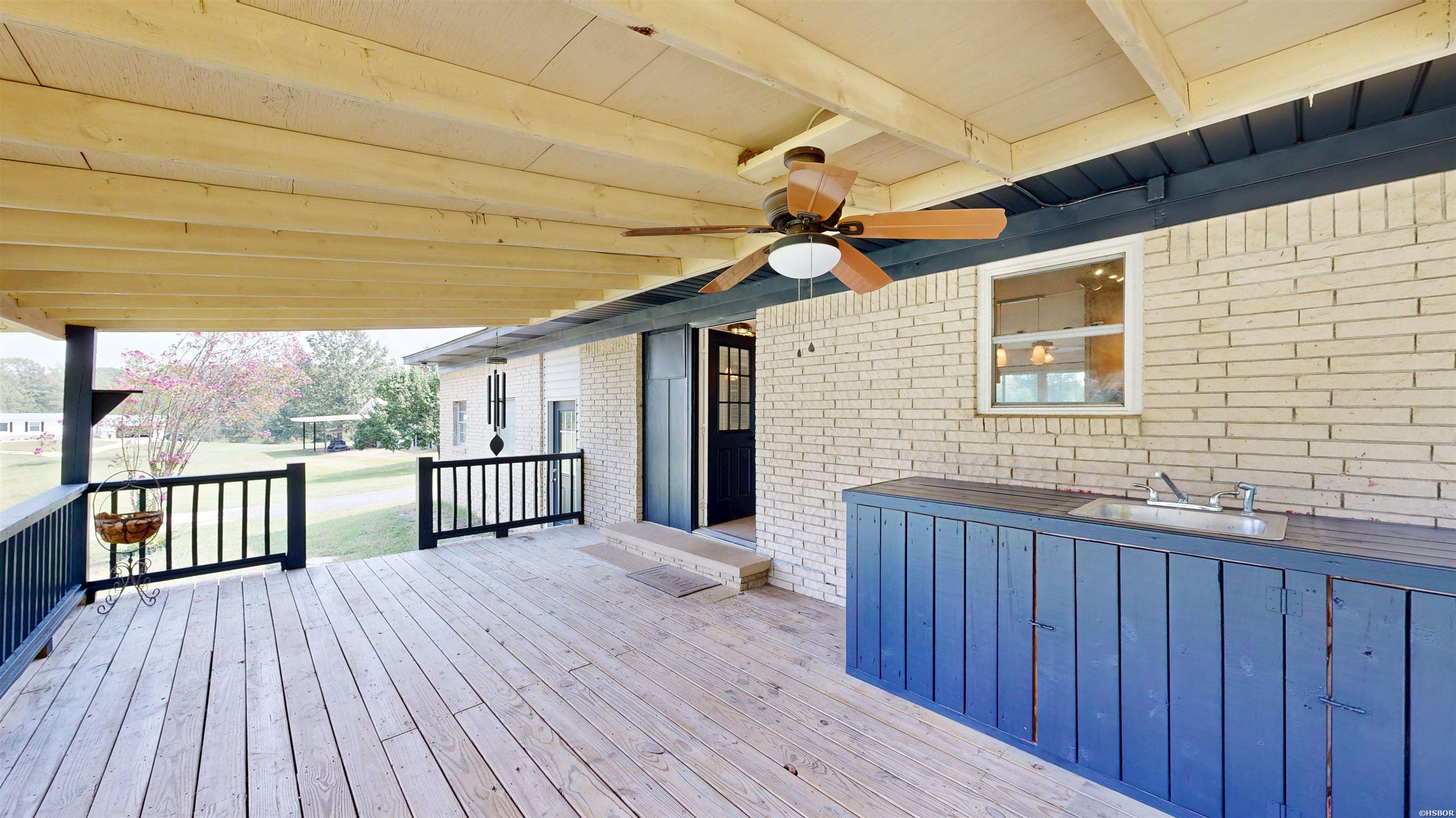 2568 Highway 7 Property Photo 12