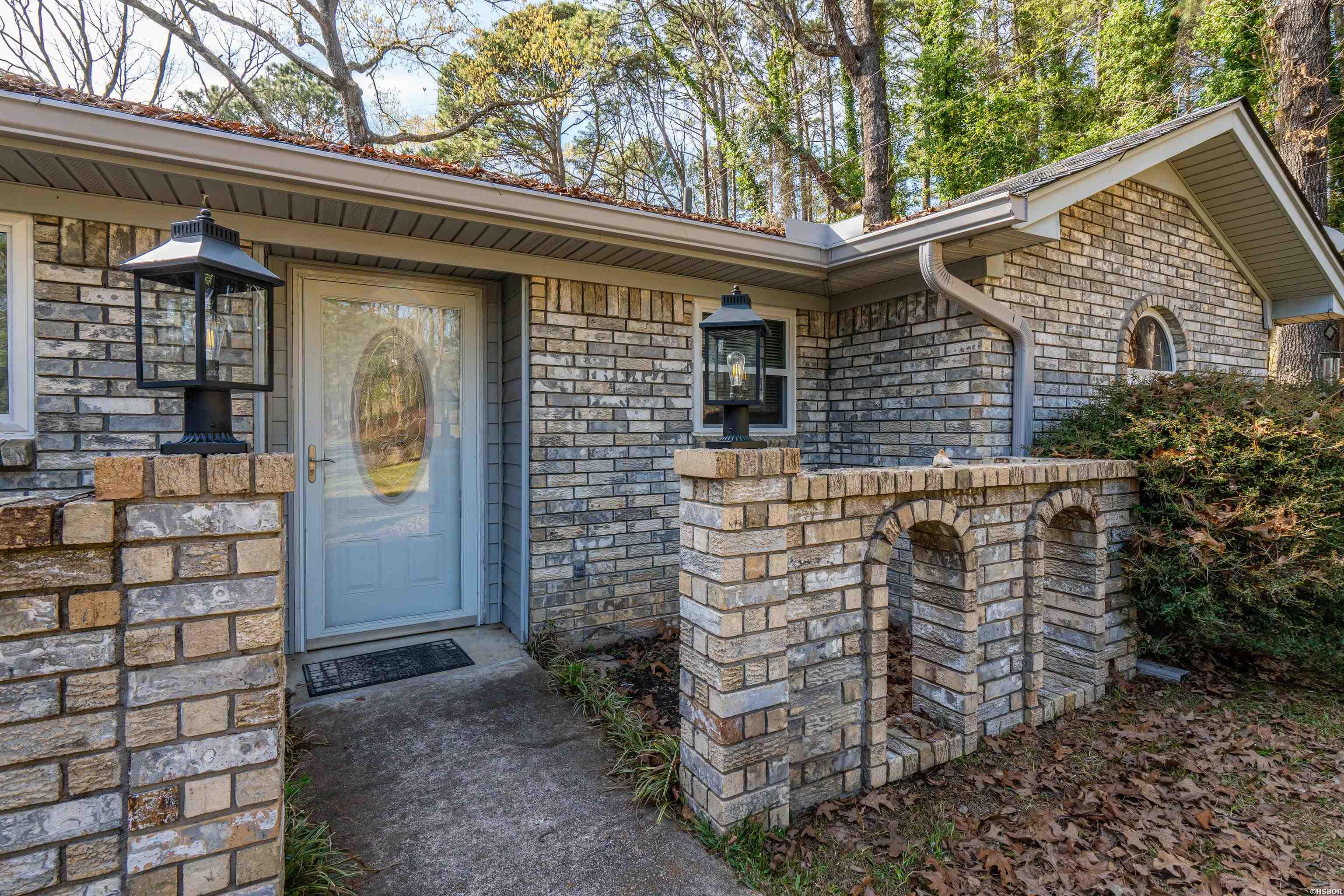 1215 Mary Drive Property Photo 2