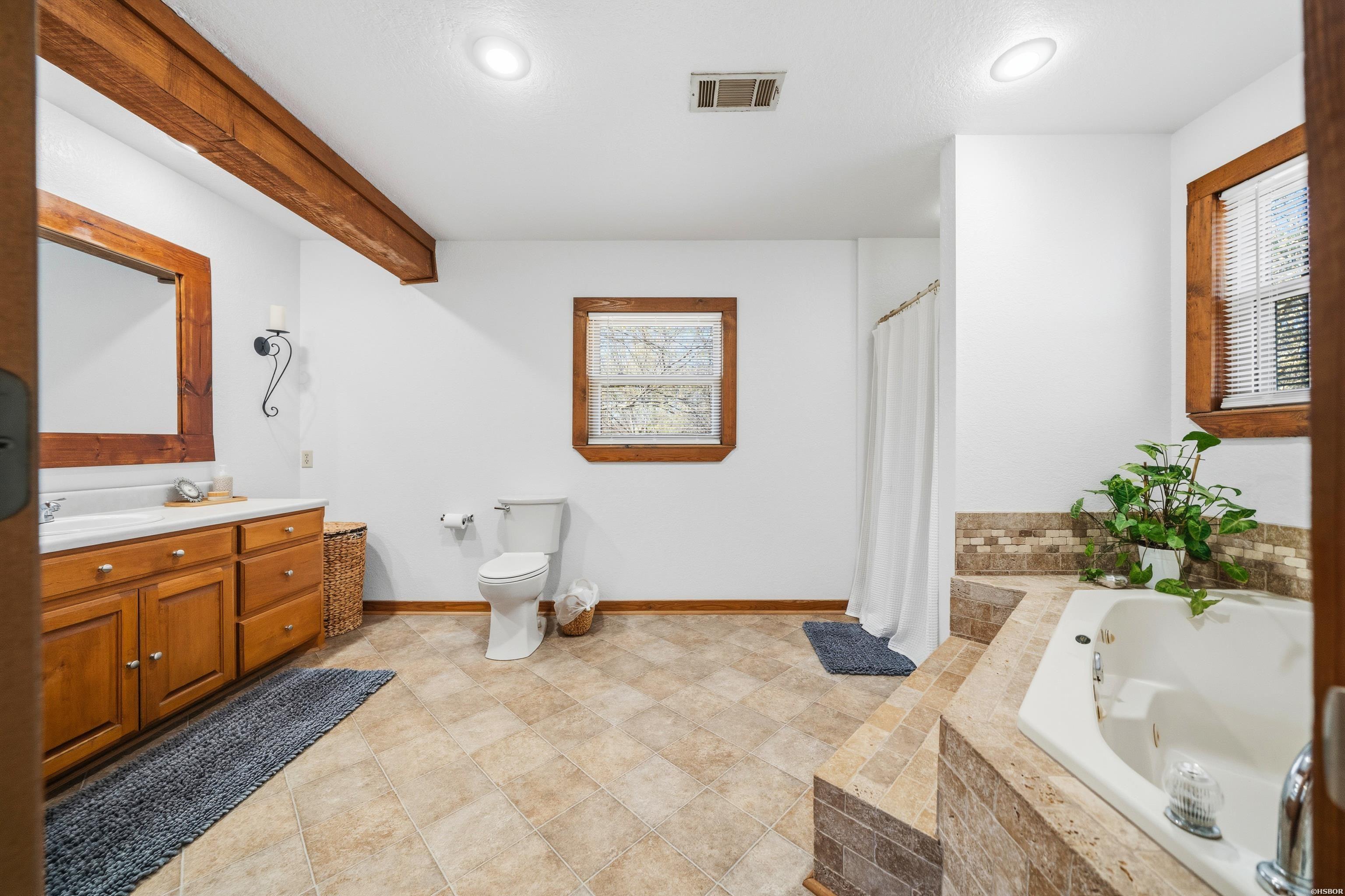 118 Silverwood Terrace Property Photo 38