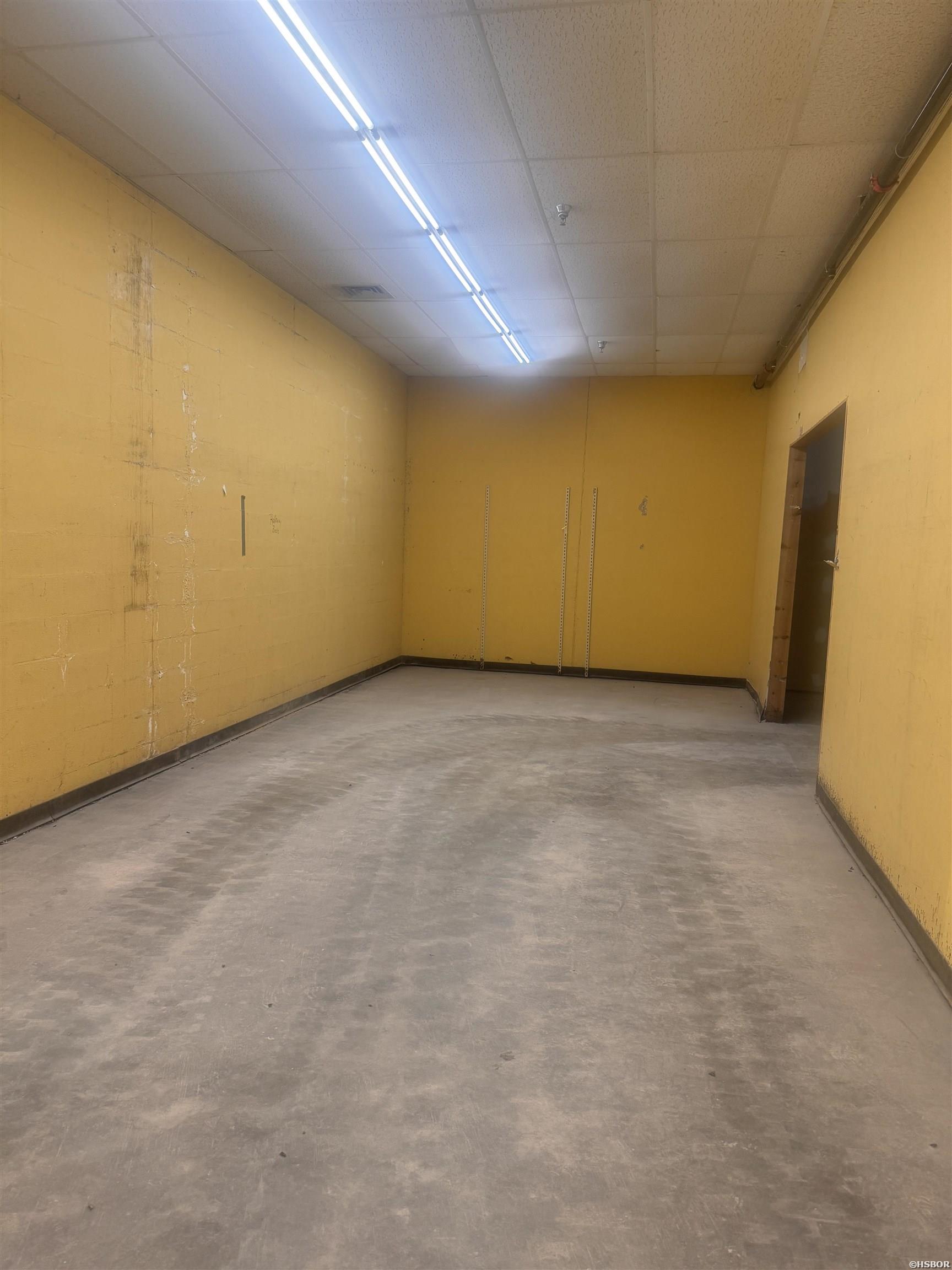 205 Airport Road Property Photo 8